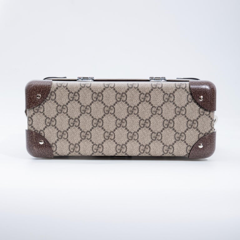 Gucci Monogram GG Globe Trotter Bamboo Vanity Case Bag For Sale at
