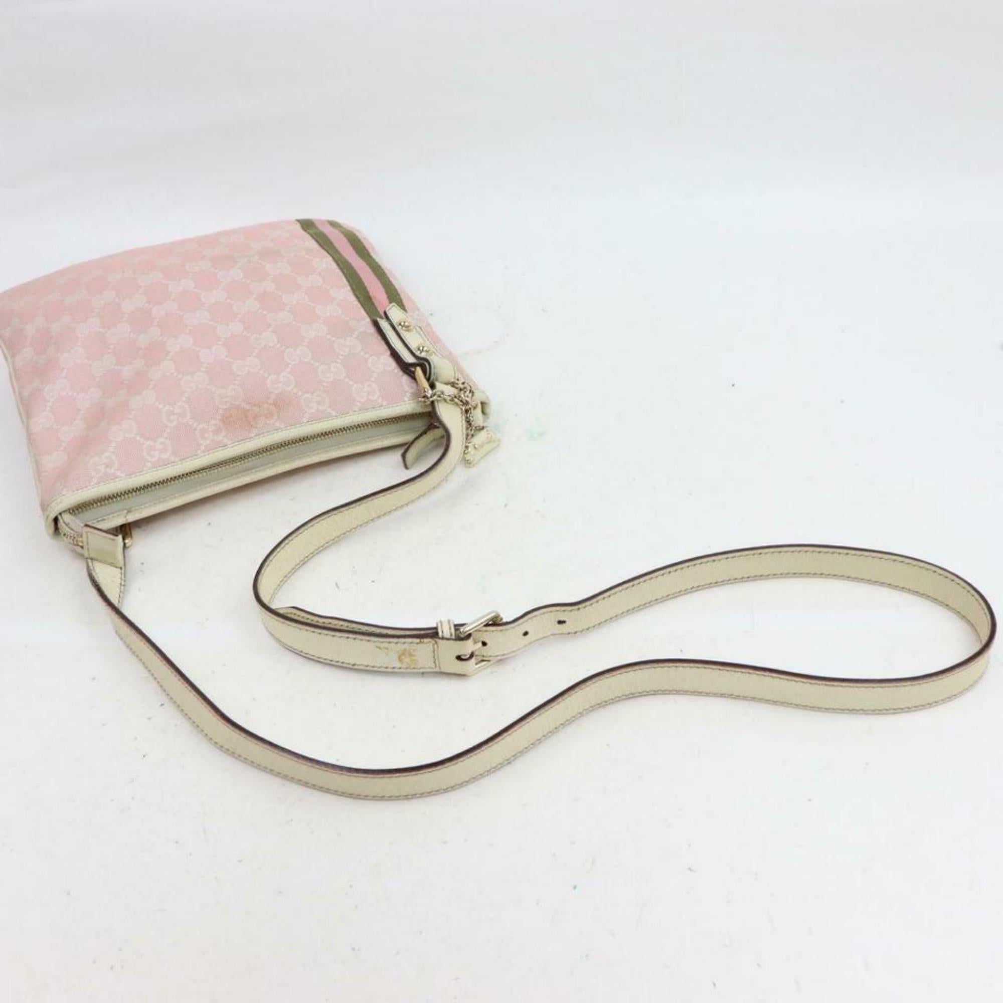 Gucci Monogram Gg Web Stripe Messenger 870337 Pink Canvas Cross Body Bag In Good Condition For Sale In Forest Hills, NY