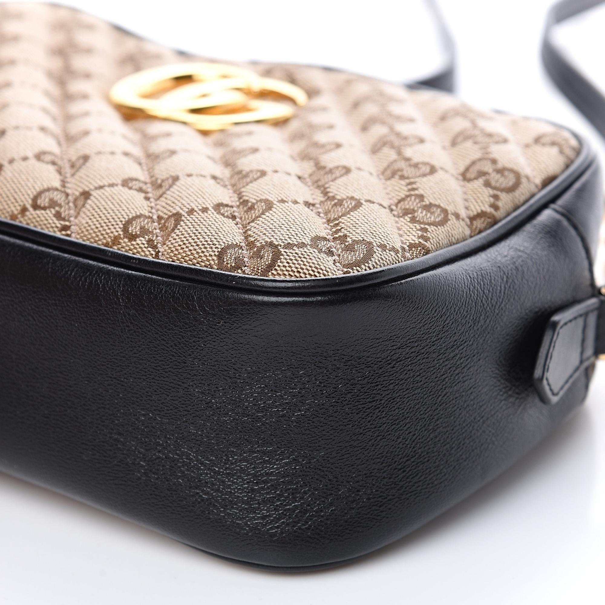 Gucci Monogram Matelasse Small GG Marmont Chain Shoulder Bag Beige Black (447632 In New Condition In Montreal, Quebec