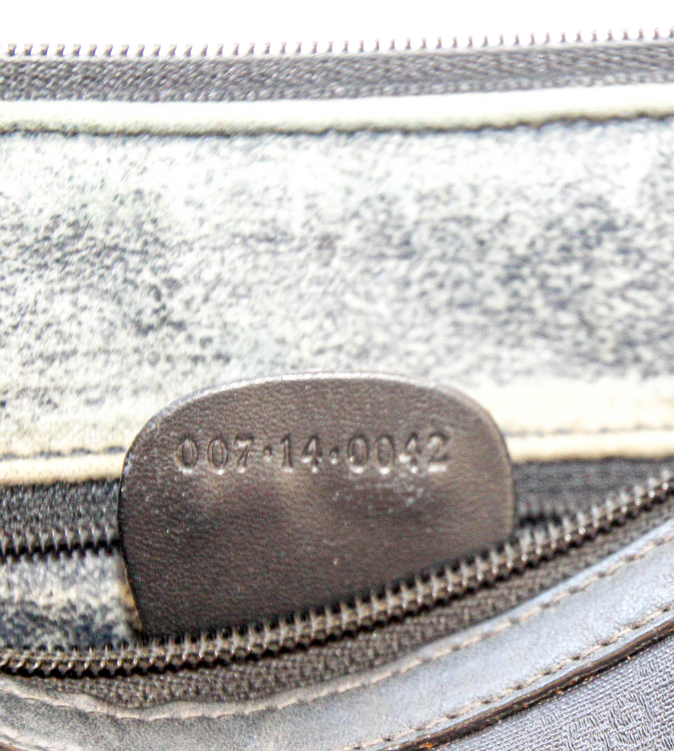 GUCCI Monogram Navy Handbag For Sale 10