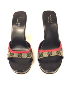 Chaussures compensées à monogrammes Gucci