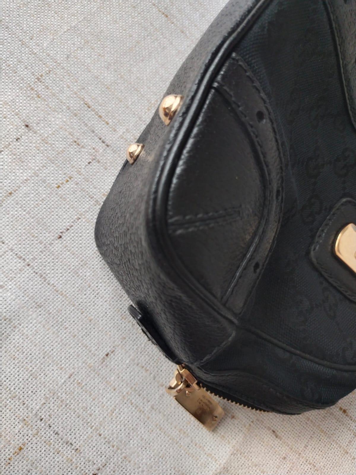 Gucci Tasche mit Monogramm am oberen Griff im Angebot 8