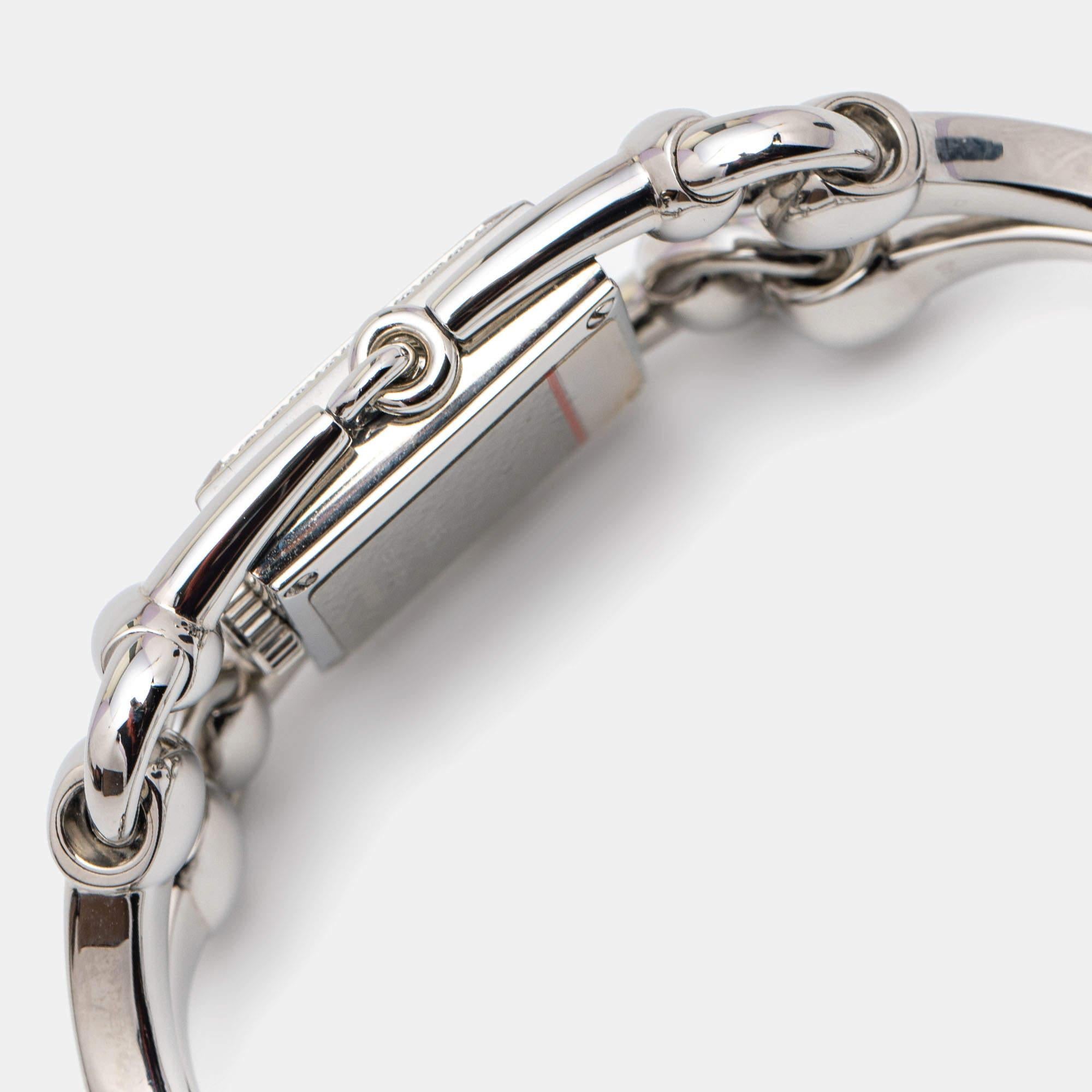 Gucci Mother of Pearl Diamond Stainless Steel Signoria Horsebit Wristwatch 20 mm In Good Condition In Dubai, Al Qouz 2