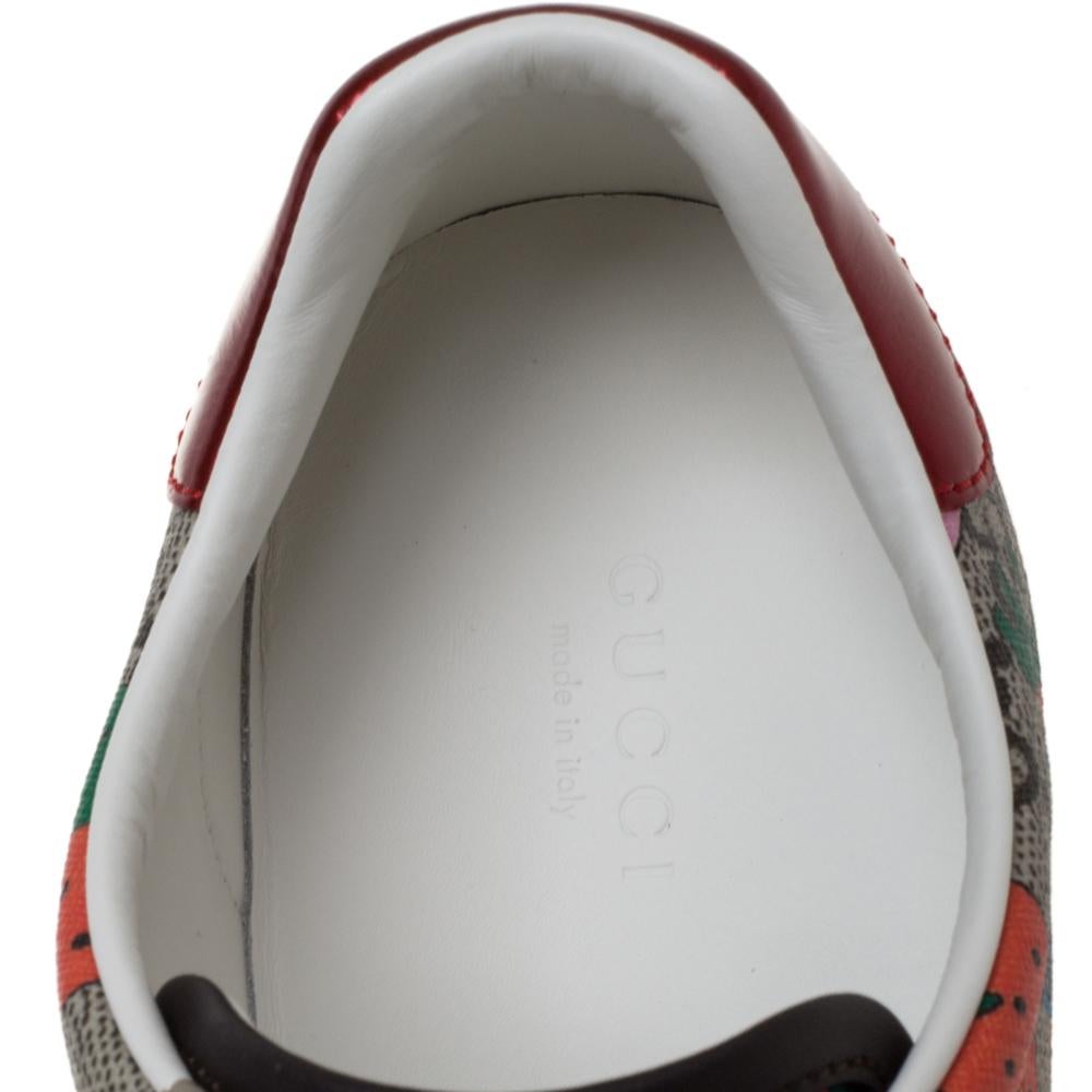 Gray Gucci Mulitcolor GG Supreme Canvas Ace Strawberry Sneakers Size 37.5
