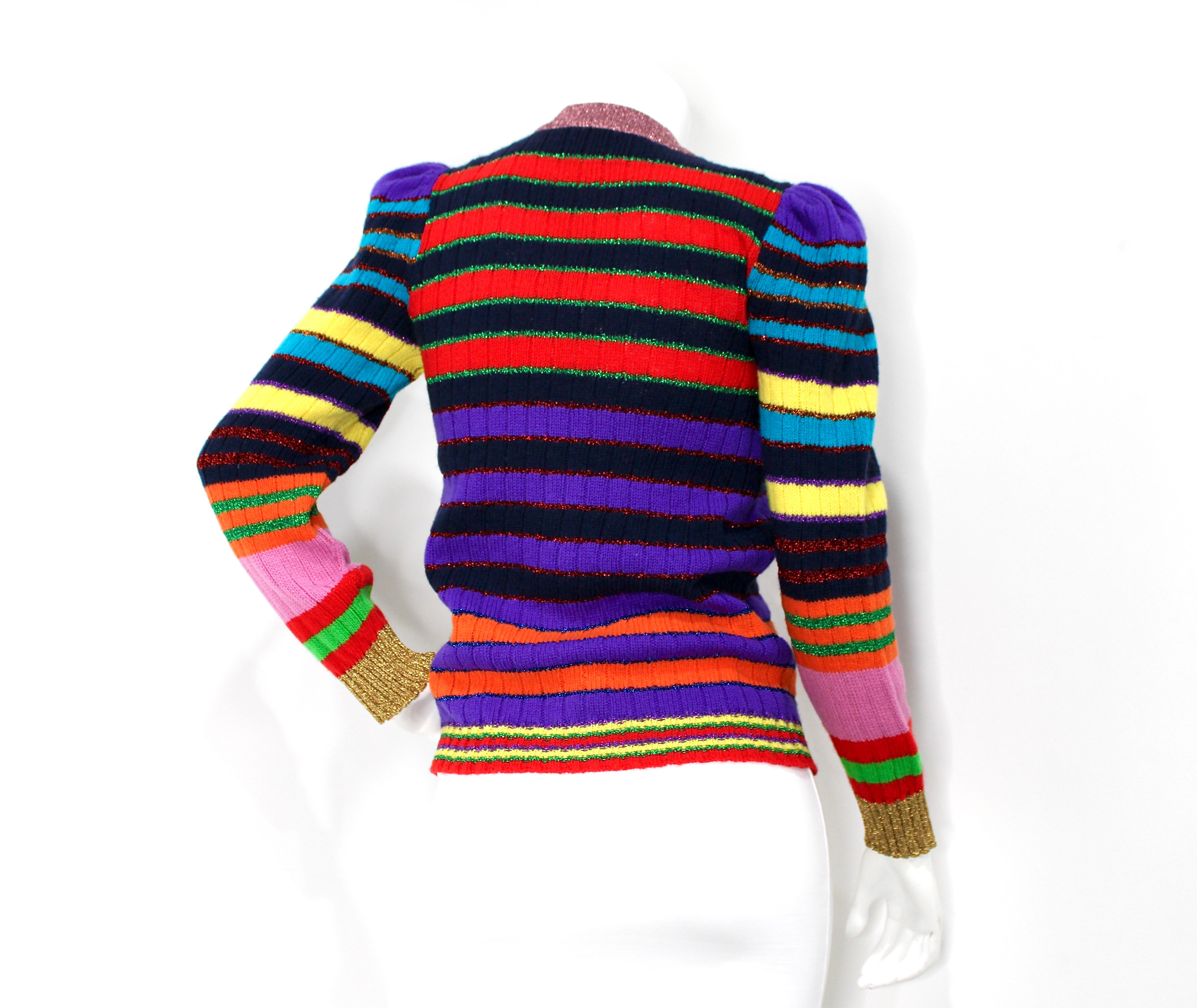 Gucci - Cardigan en maille à rayures multiples avec applications florales Pour femmes en vente