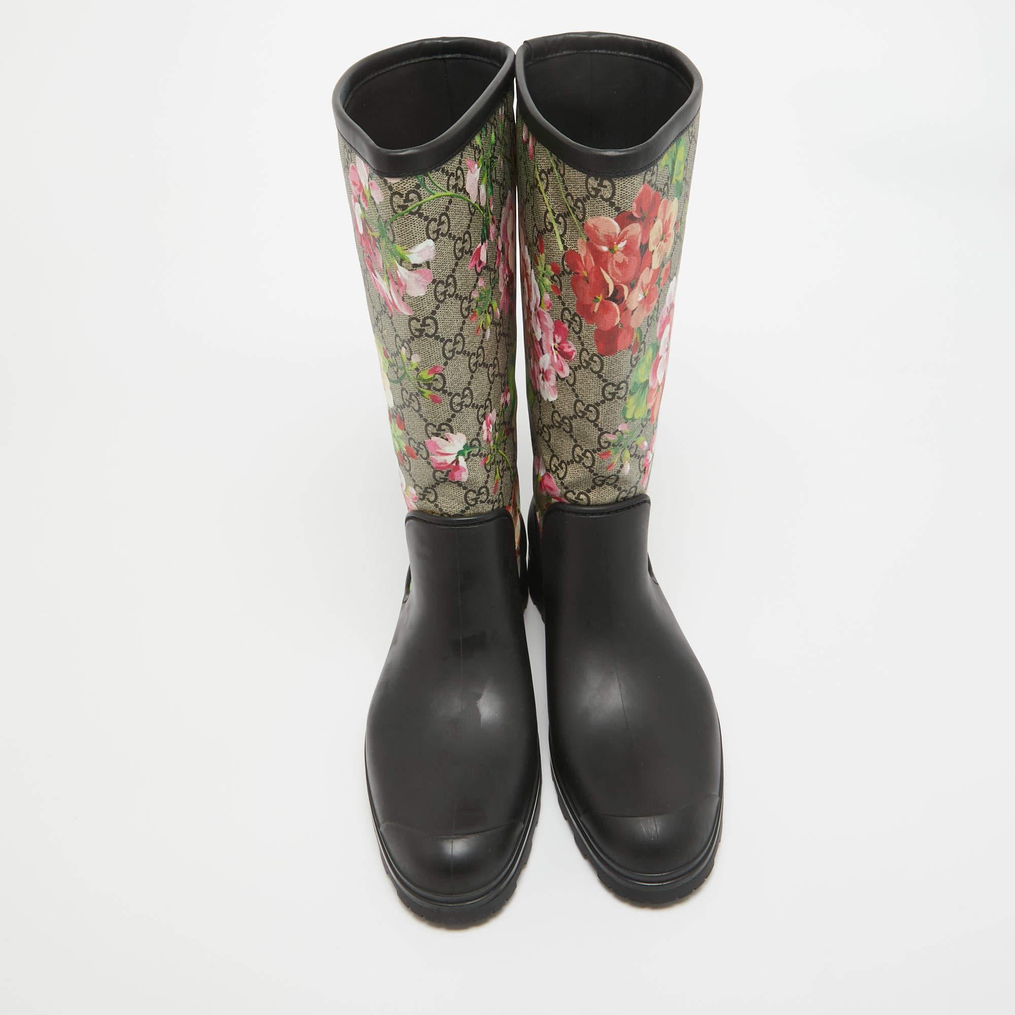 Gray Gucci Multicolor Canvas and Rubber Floral Riding Boots Size 41 For Sale