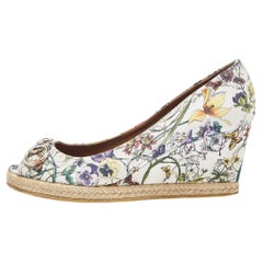 Gucci Multicolor Floral Print Canvas Horsebit Peep Toe Wedge Pumps Size 39