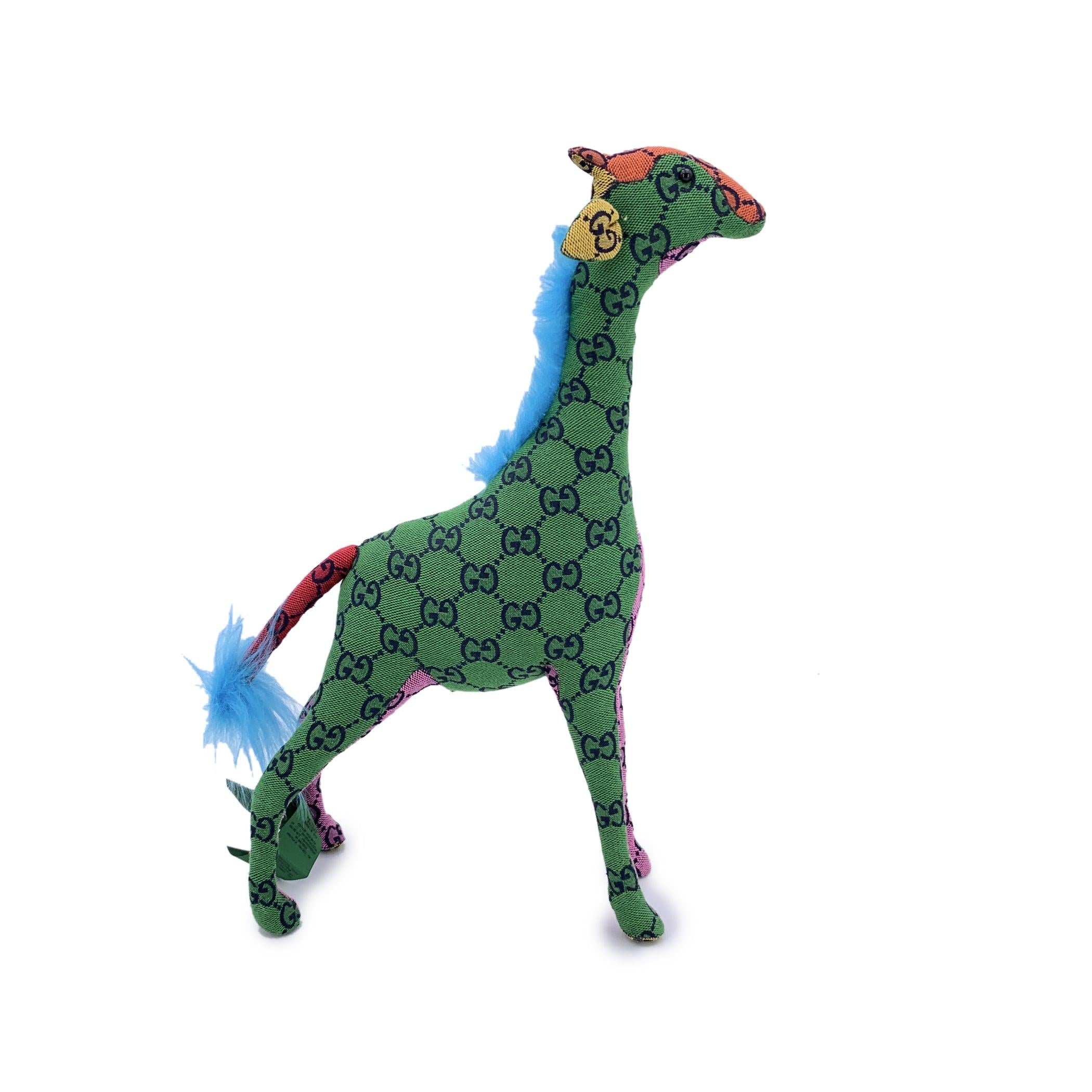 Gucci Multicolor GG Monogram Canvas dekorative ausgestopfte Giraffe im Zustand „Hervorragend“ im Angebot in Rome, Rome