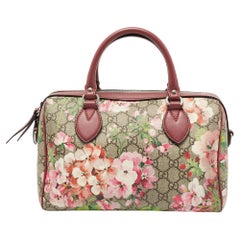 Gucci Mehrfarbige GG Supreme Blooms Boston Tasche aus Segeltuch und Leder