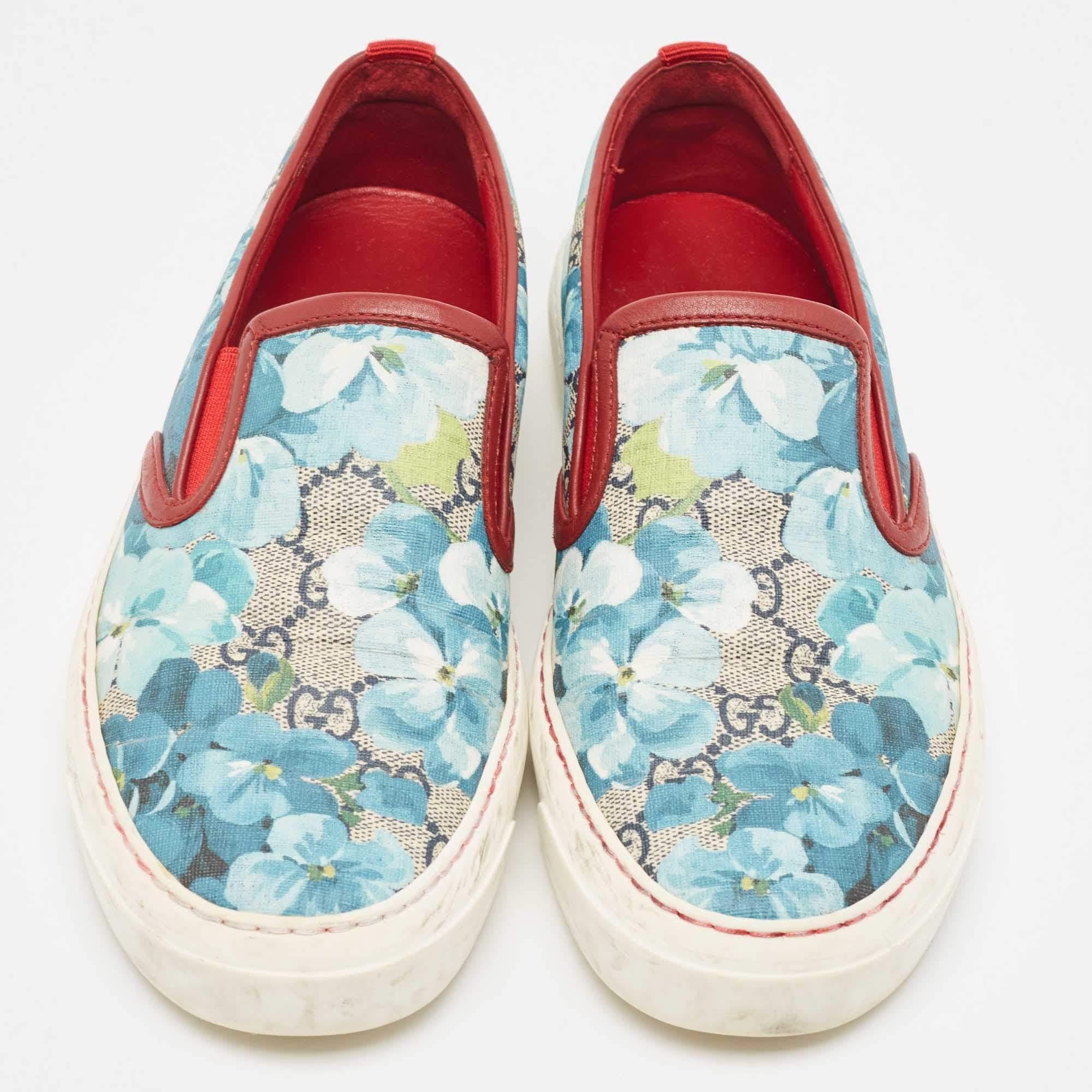 Gucci Multicolor GG Supreme Blooms Printed Canvas Slip On Sneakers Size 37.5 For Sale 1