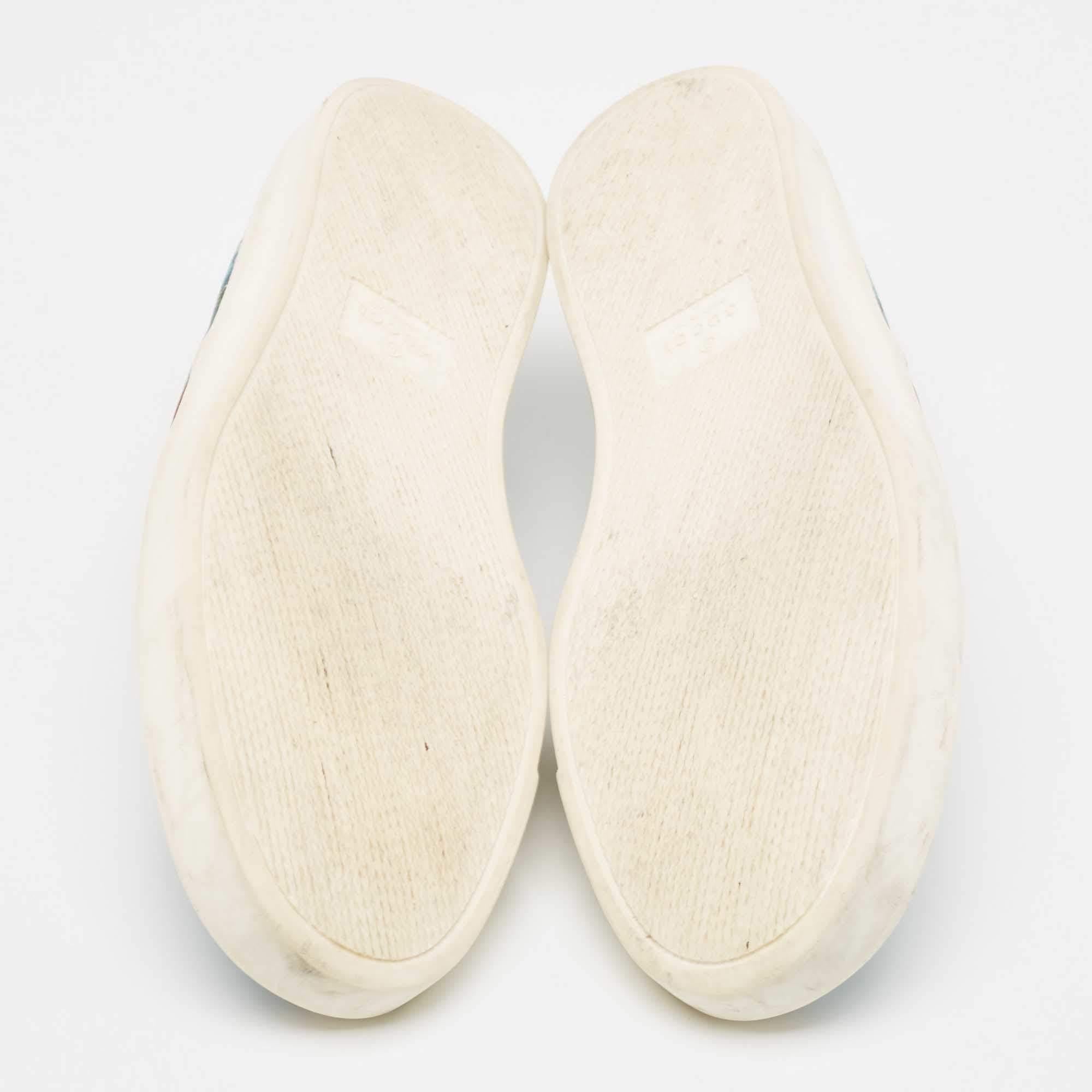Gucci Mehrfarbige GG Supreme Blooms Slip On Turnschuhe aus bedrucktem Segeltuch Größe 37,5 Damen