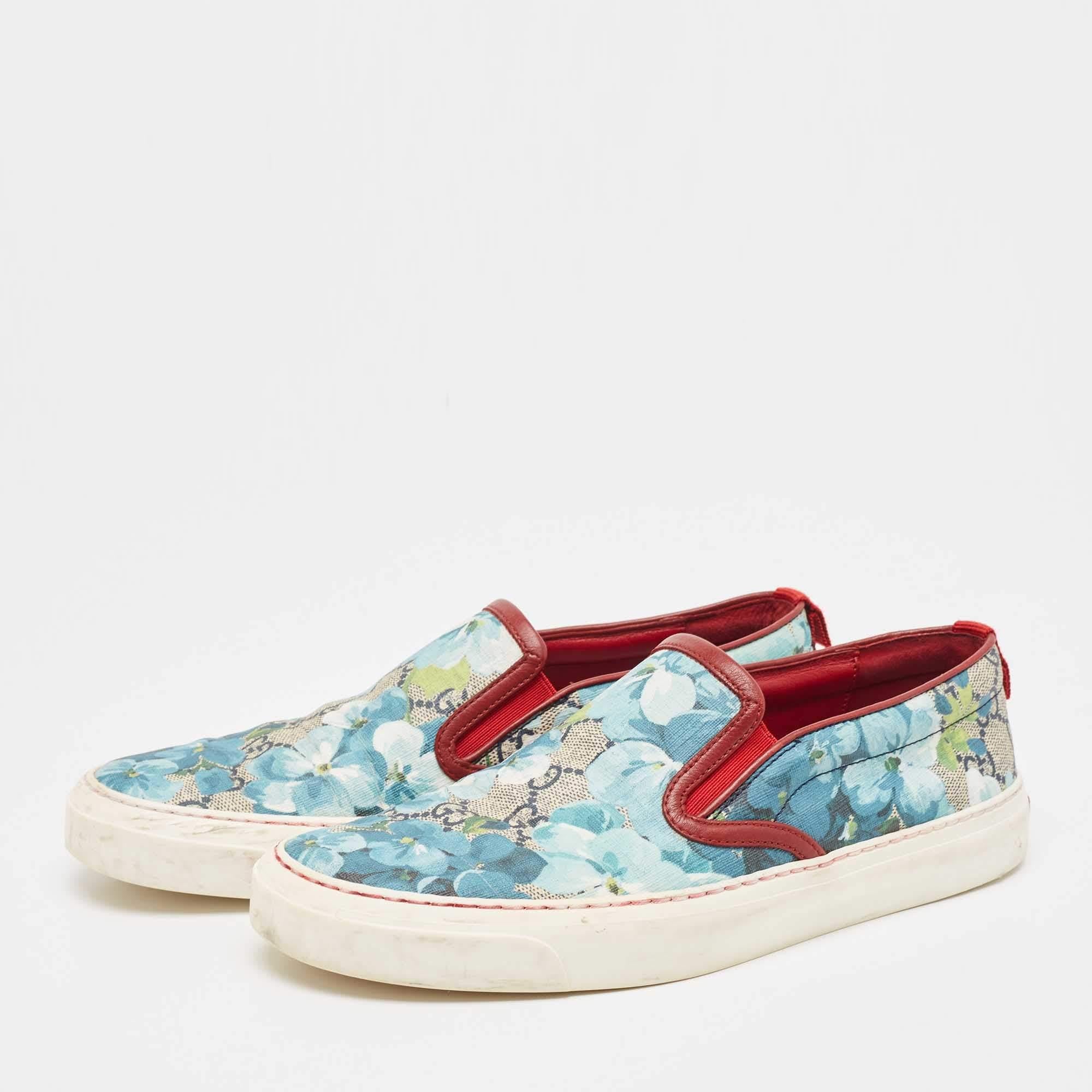 Gucci Multicolor GG Supreme Blooms Printed Canvas Slip On Sneakers Size 37.5 For Sale 3