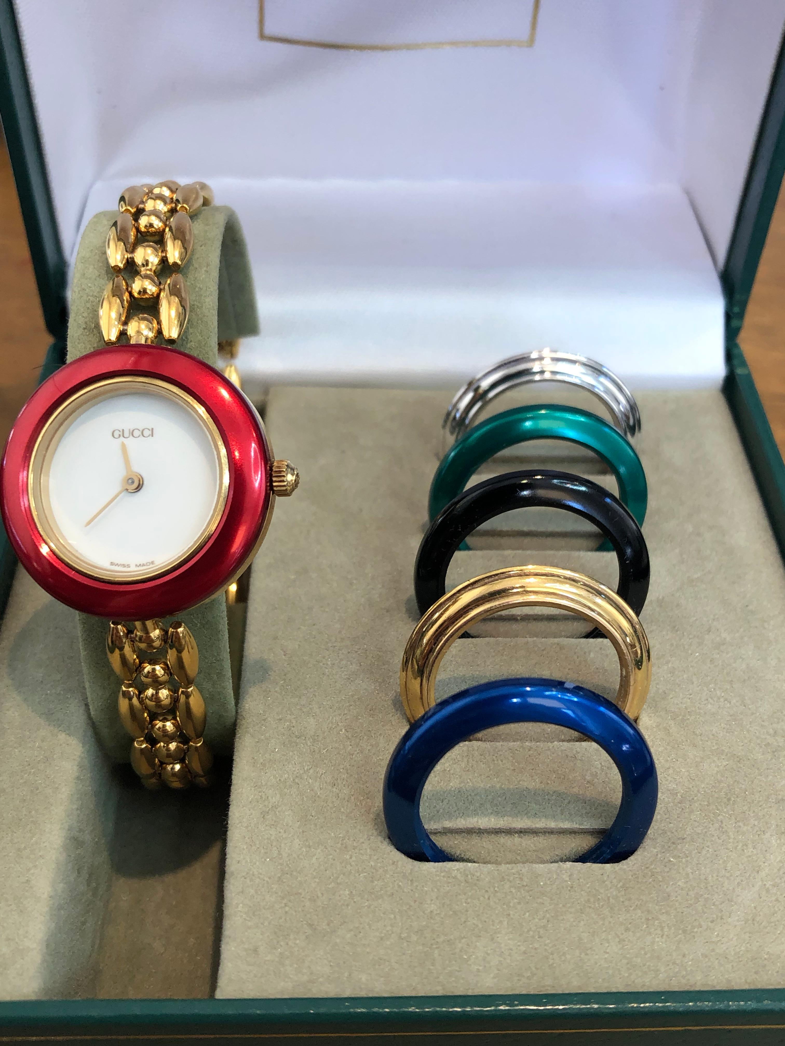 gucci ring watch