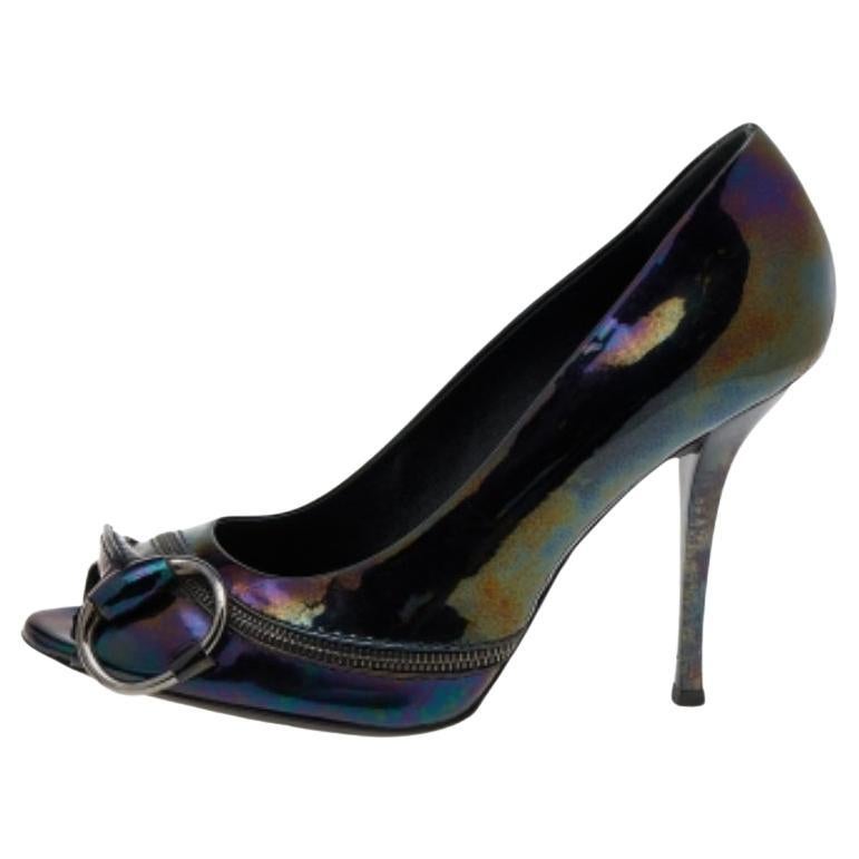 Gucci Multicolor Iridescent Patent Leather Horsebit Peep Toe Pumps Size 37.5 For Sale