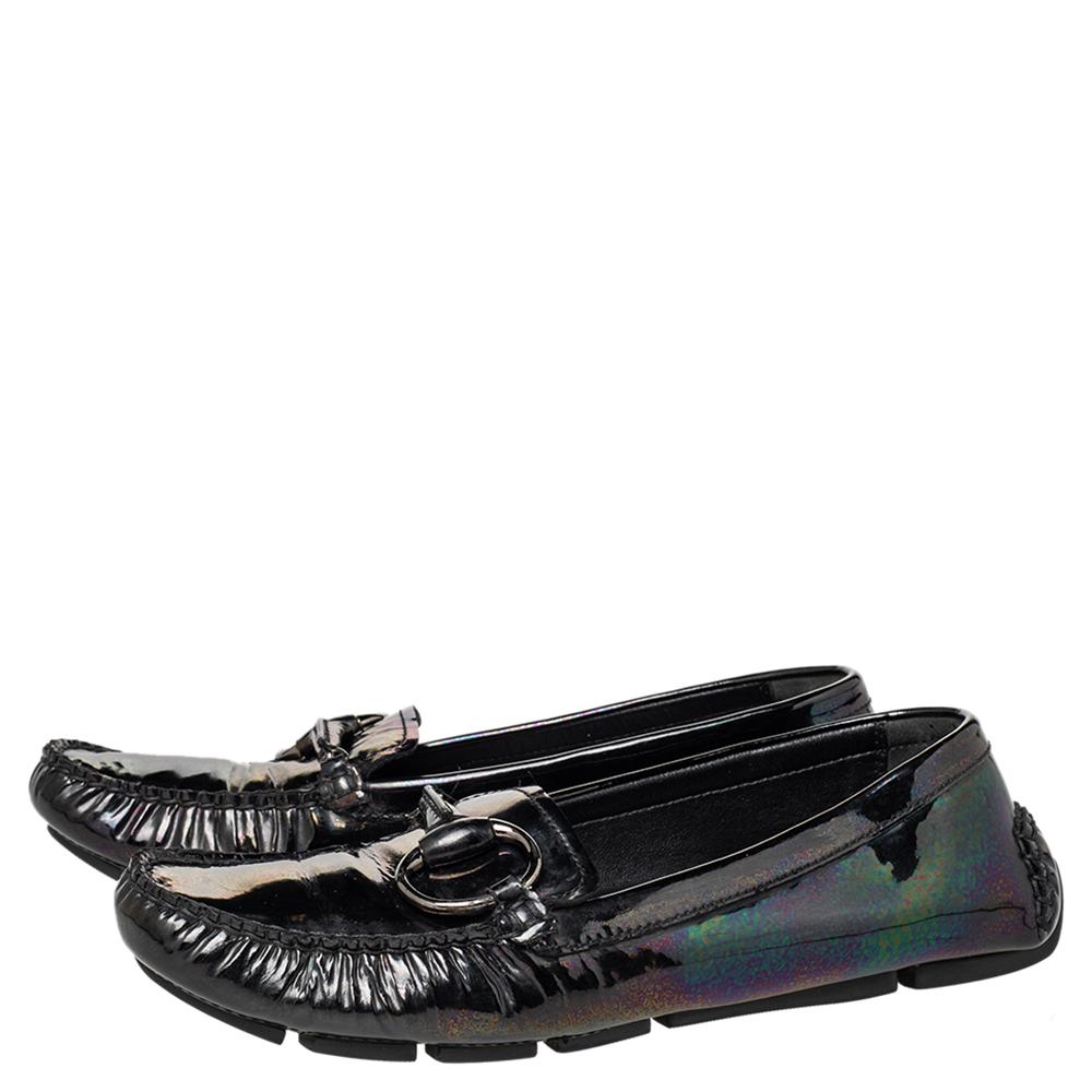 Women's Gucci Multicolor Iridescent Patent Leather Horsebit Slip On Loafers Size 38 For Sale