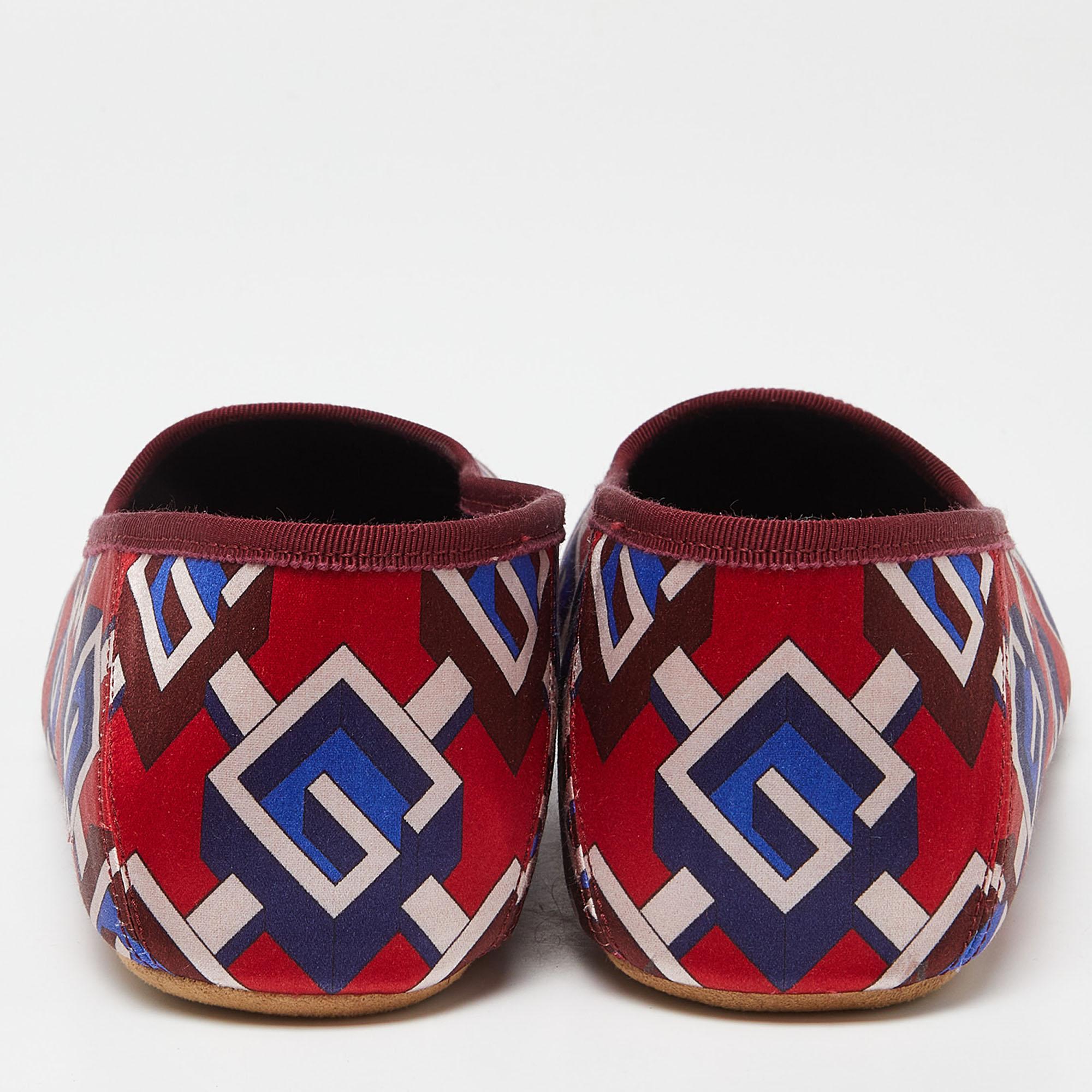  Gucci - Slippers de smoking en satin imprimé G isométrique multicolore, taille 44 Pour hommes 