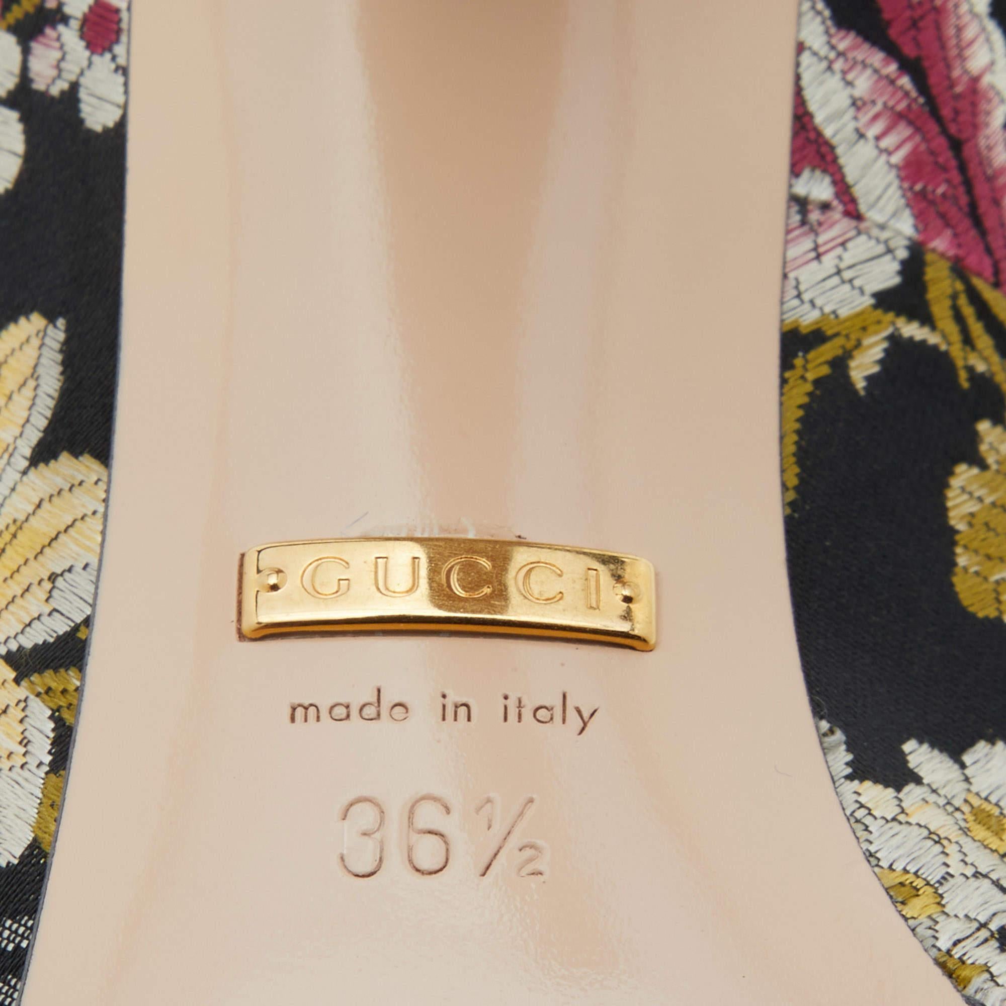 Gucci Multicolor Jacquard Floral Dionysus Ankle Strap Pumps Size 36.5 In Good Condition In Dubai, Al Qouz 2