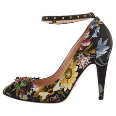 Gucci Mehrfarbige Dionysus-Pumps mit Knöchelriemen aus Jacquard mit Blumenmuster Größe 36,5