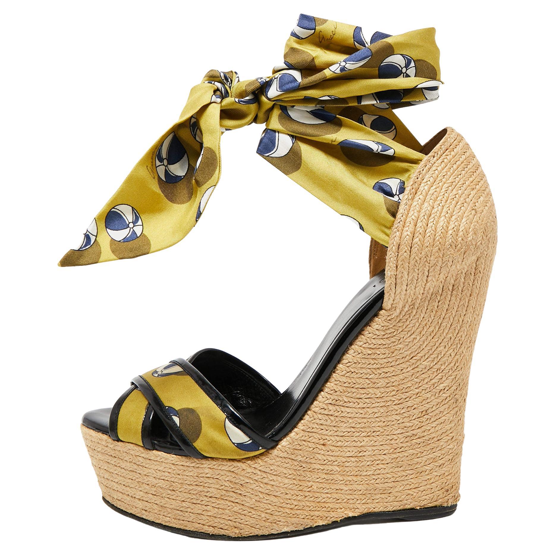 Louis Vuitton Pale Yellow Patent Leather Ankle Strap Sandals Size 39 For  Sale at 1stDibs