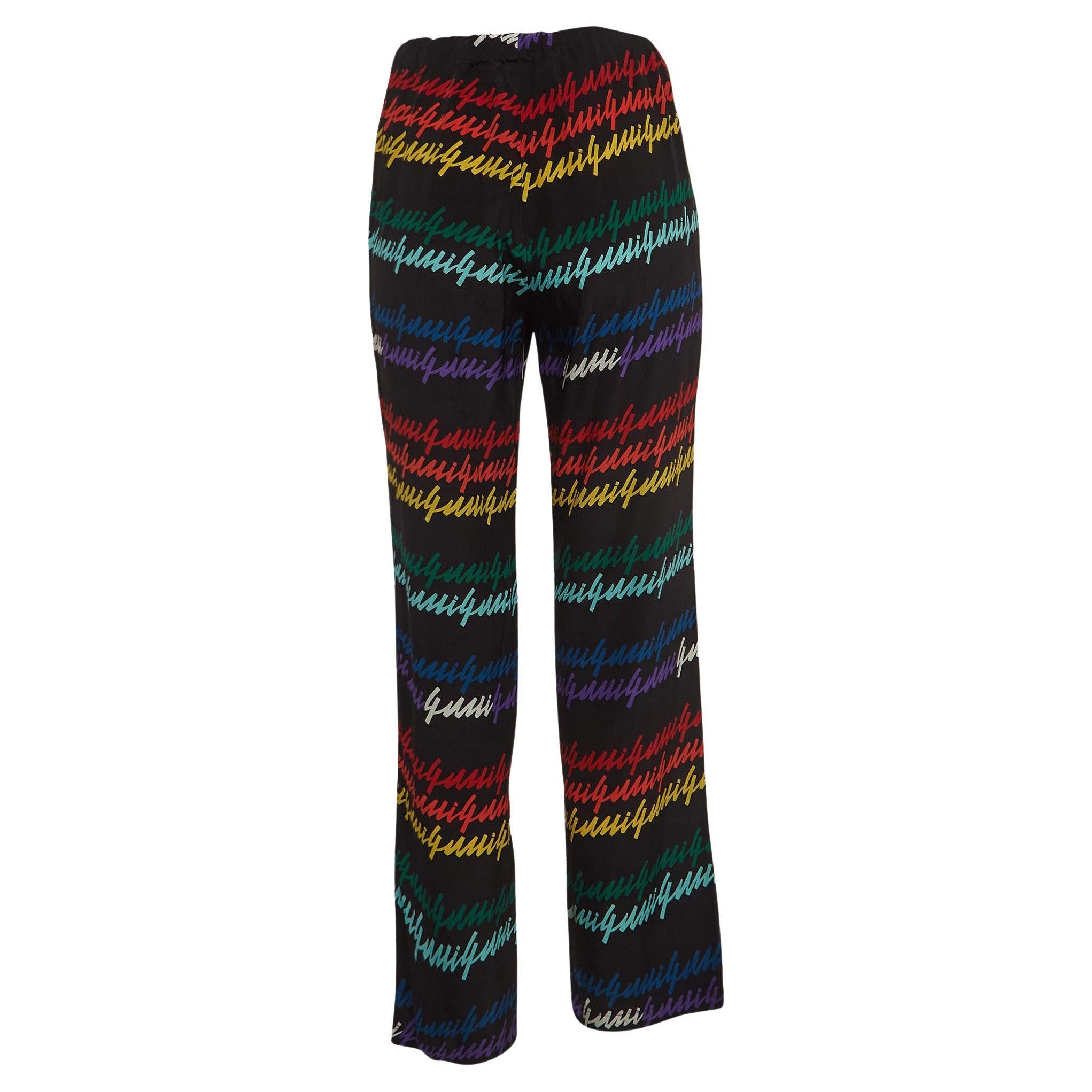 Gucci Pantaloni in seta stampata con firma multicolor M. in vendita