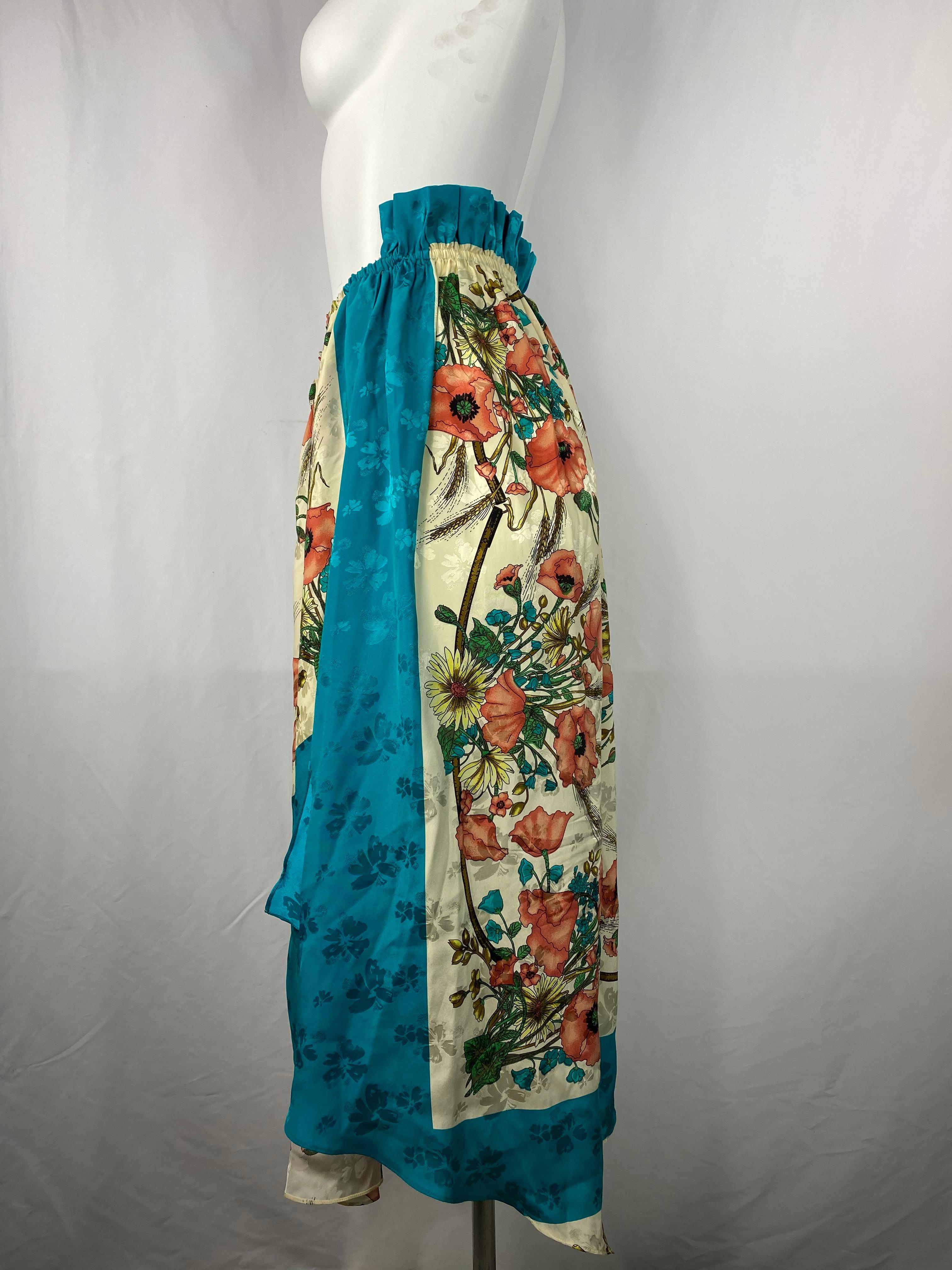 Gucci, jupe longue à fleurs en soie multicolore, taille 40   en vente 2