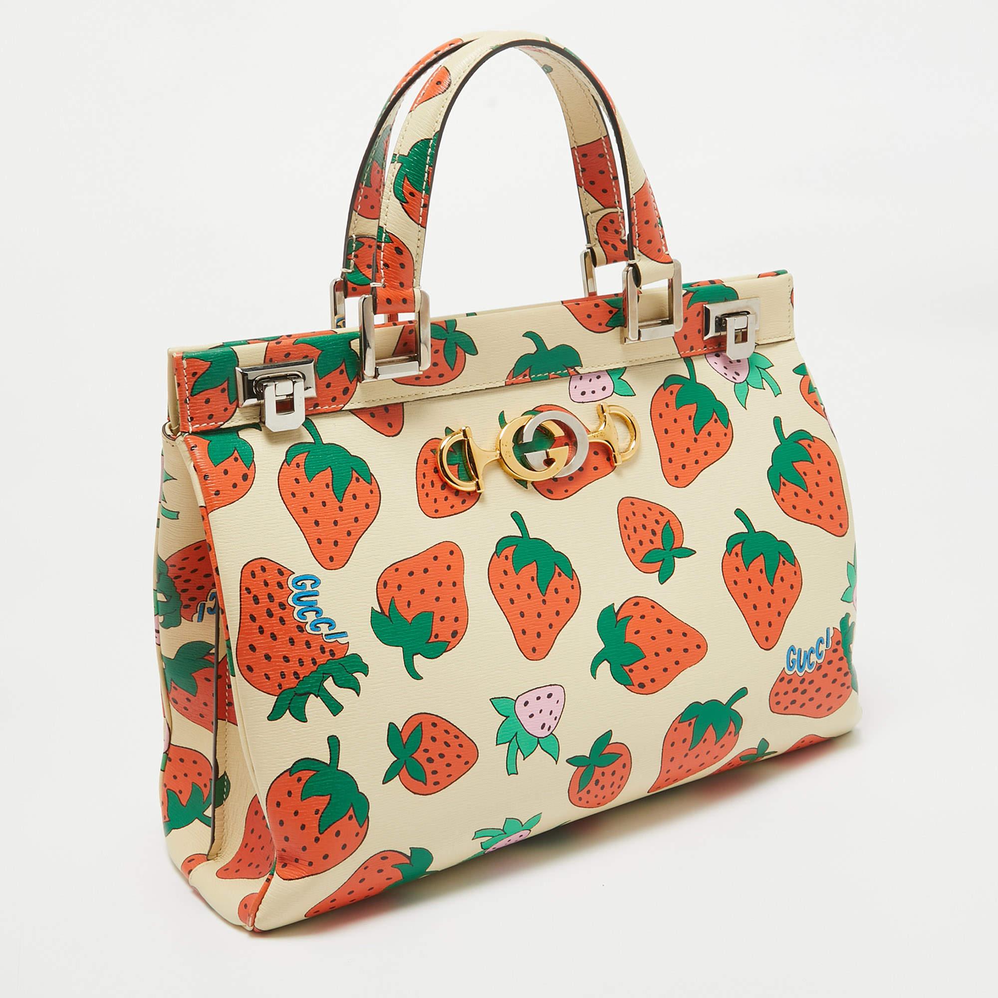 Beige Gucci Multicolor Strawberry Print Leather Medium Zumi Tote