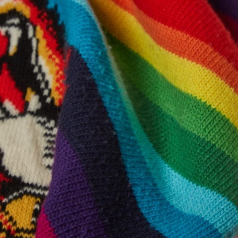 Ein Winterausflug ohne Pullover ist so gut wie unmöglich. Zum Glück bereichert ein stilvoller Pullover wie dieser immer mühelos Ihr Outfit. Dieser Pullover aus hochwertigen Stoffen ist kuschelig und modisch zugleich.