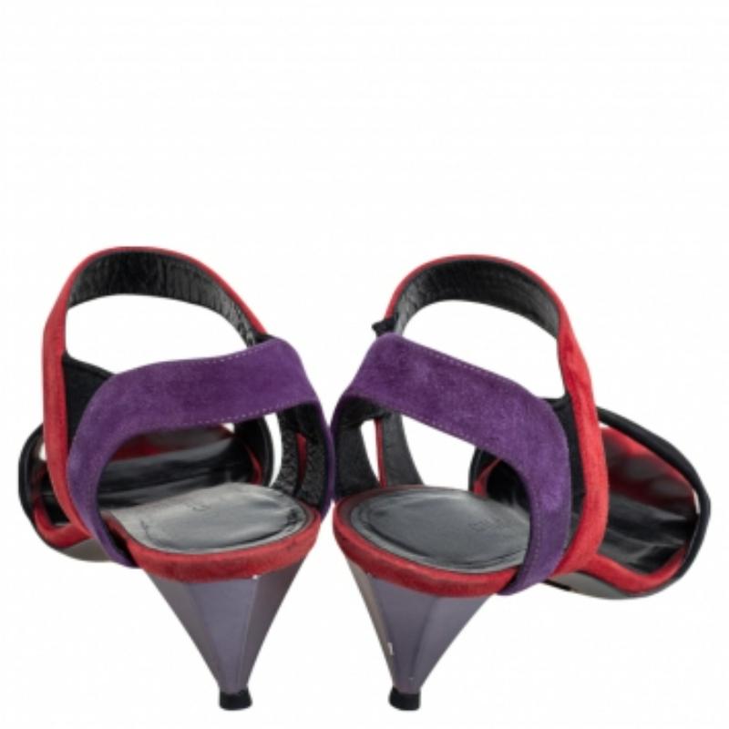 Gucci - Sandales Liberty à lanières à chevilles en daim multicolore, taille 35 2