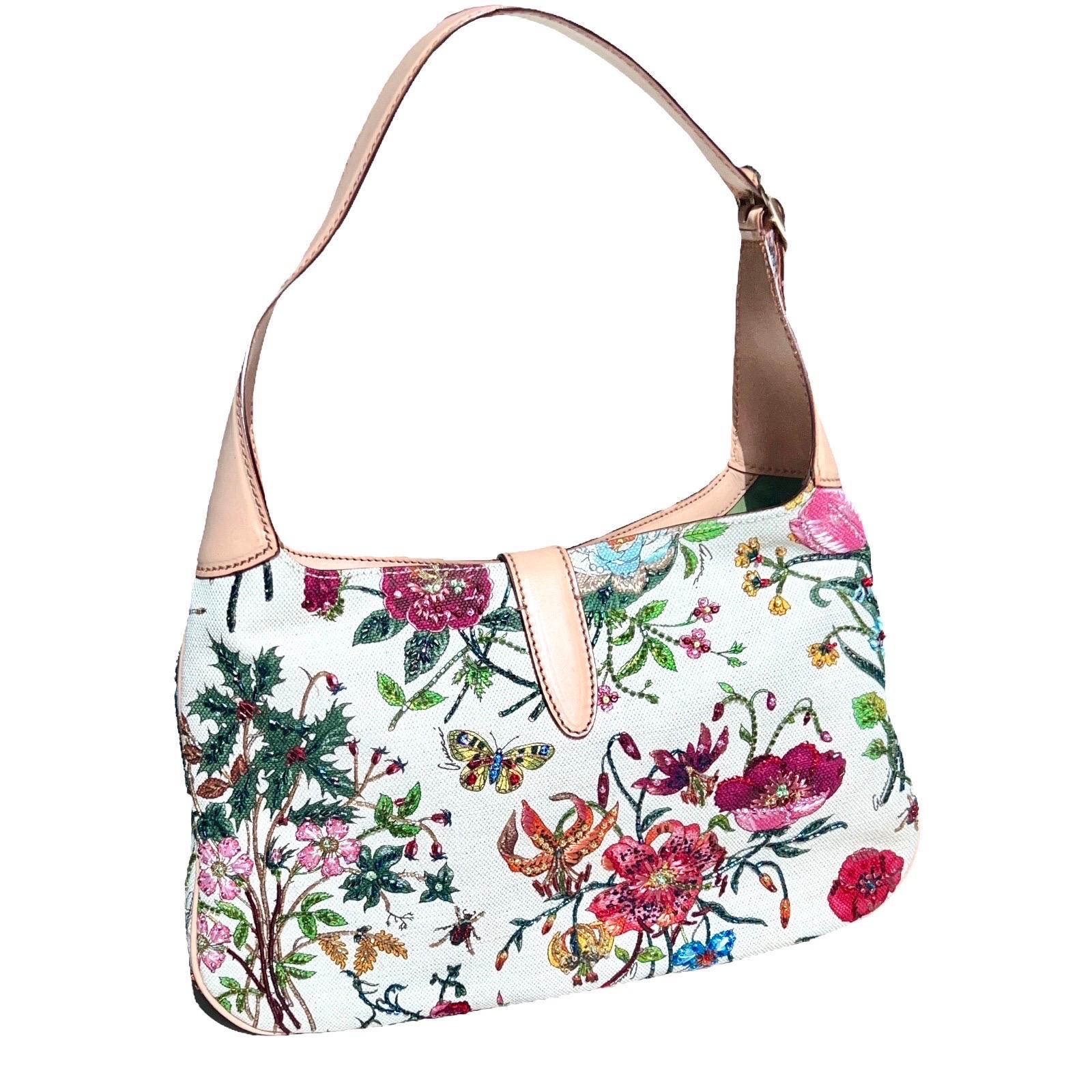 EXTREMELY RARE

GUCCI FLORAL FLORA BEADED SIGNATURE BAG

LIMITED EDITON - ONLY VERY FEW PIECES WERE PRODUCED OF THIS GORGEOUS BAG AND SOLD IN FLAGSHIP STORES TO A SELECTED CLIENTELE

DETAILS: 

A GUCCI signature piece that will last you for many