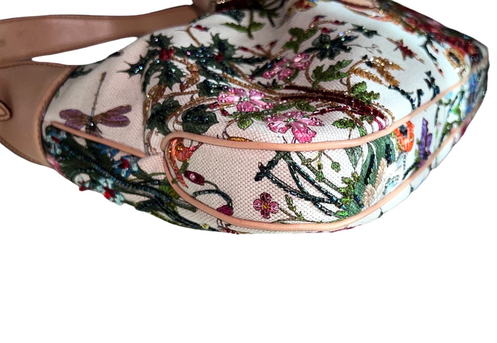 GUCCI Limited Edition Jackie Flora Print Embroidered Shoulder Bag - Museum Piece In Good Condition For Sale In Switzerland, CH