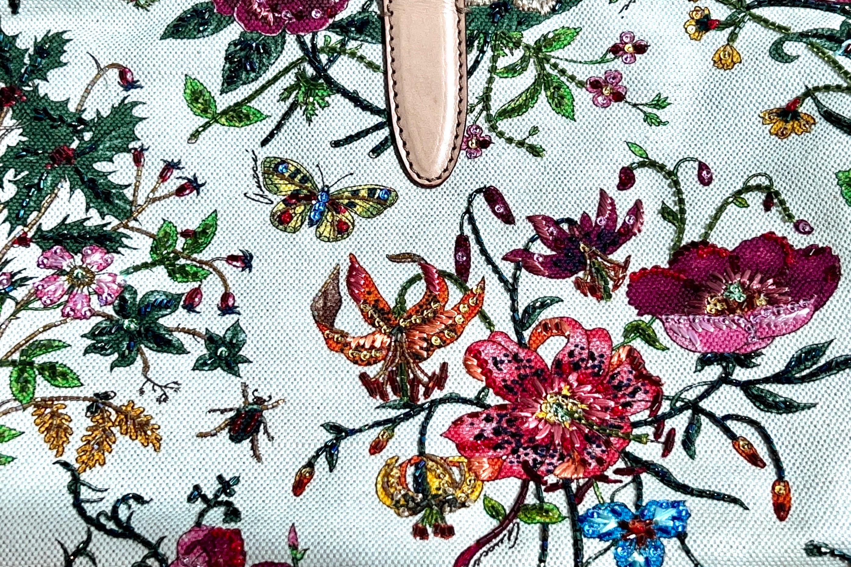 GUCCI Museumsstück - Limitierte Auflage Flora bestickte Umhängetasche mit Perlenstickerei im Angebot 4