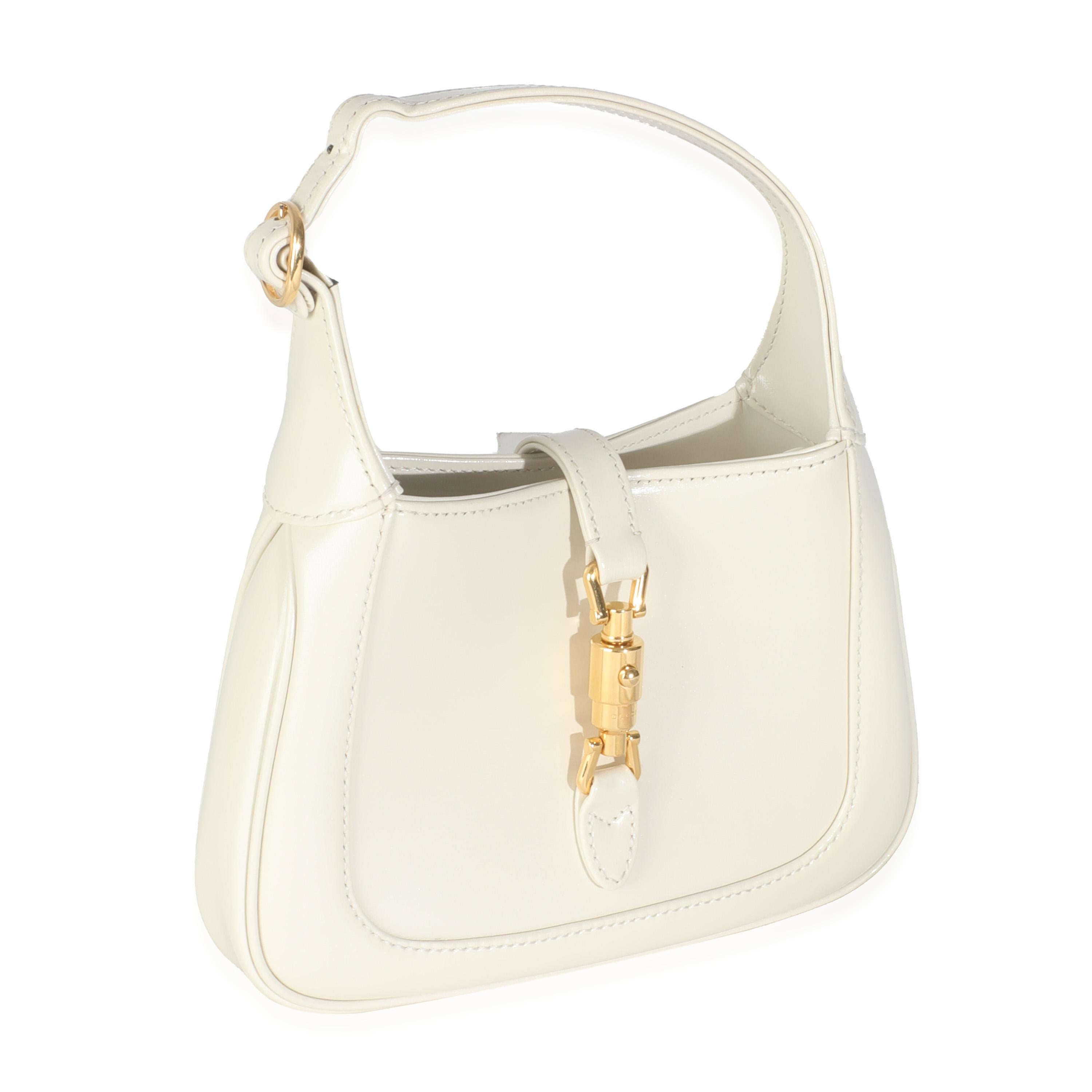 Título del listado: Gucci Mystic Blanco Embarcado Dyana Lux Piel de Becerro Mini Jackie 1961 Hobo
SKU: 145441
Estado: Seminuevo 
Estado del bolso: Excelente
Comentarios sobre el estado: El artículo está en excelentes condiciones y muestra ligeros