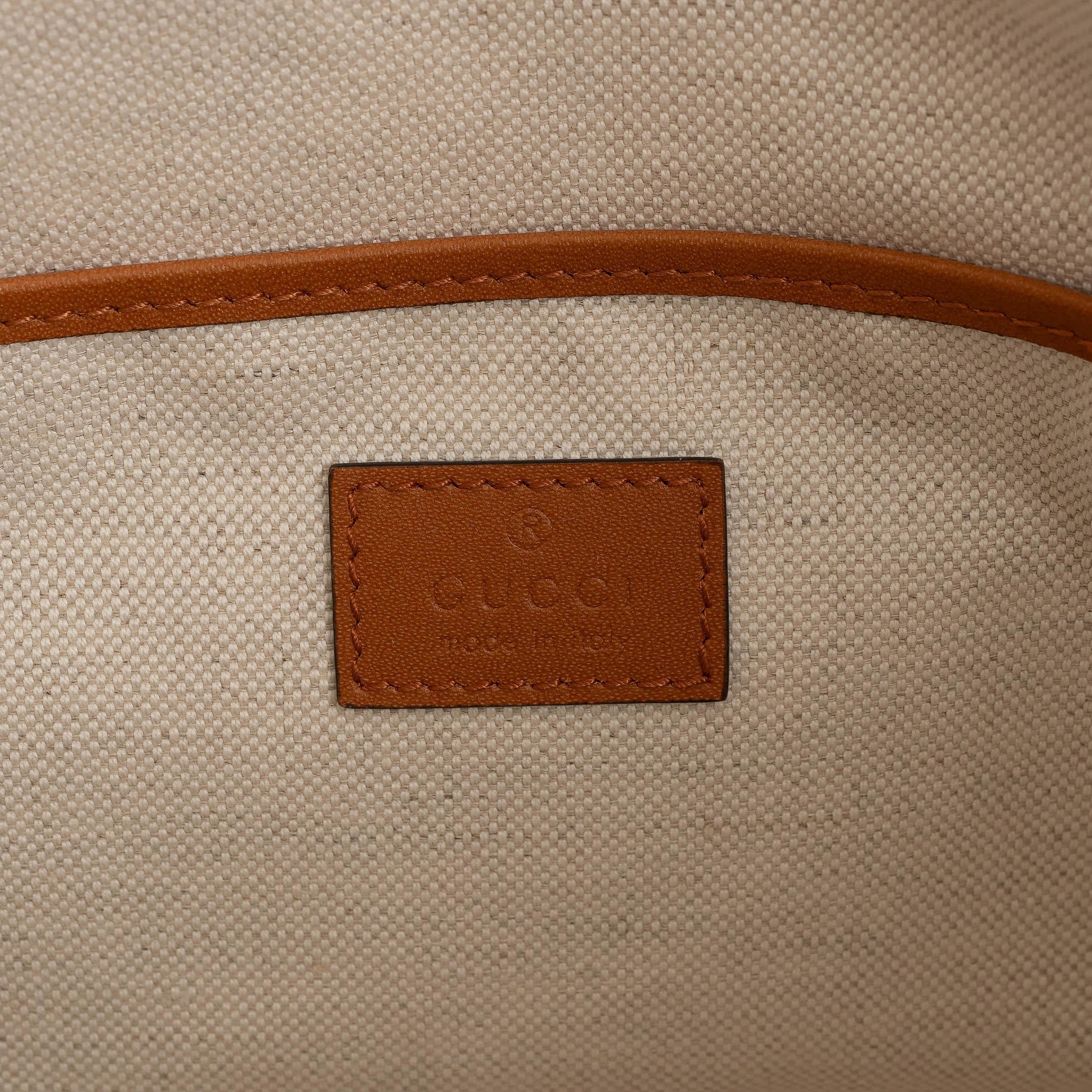 GUCCI natural 2024 LOGO PATCH MEDIUM RAFFIA TOTE Bag For Sale 3