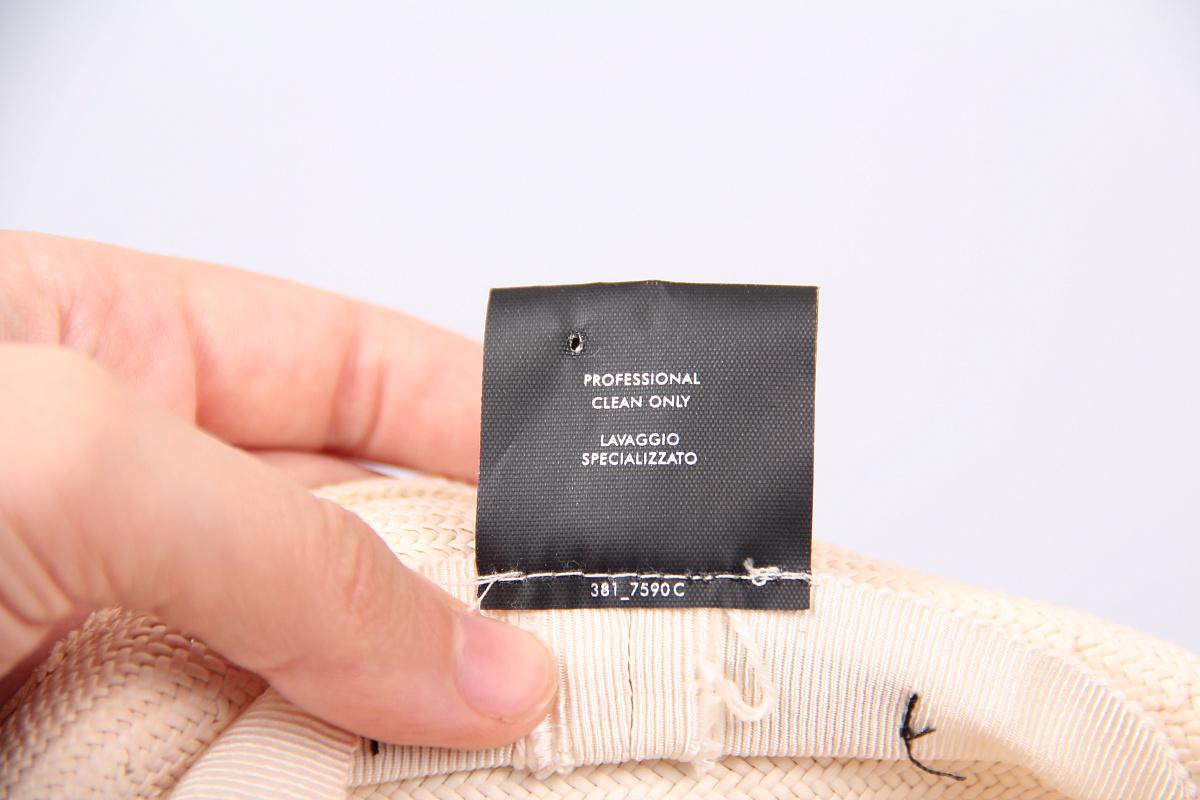 Gucci Naturstroh Fedora Hut mit Band und Schleife Medium im Zustand „Gut“ im Angebot in Алматинский Почтамт, KZ
