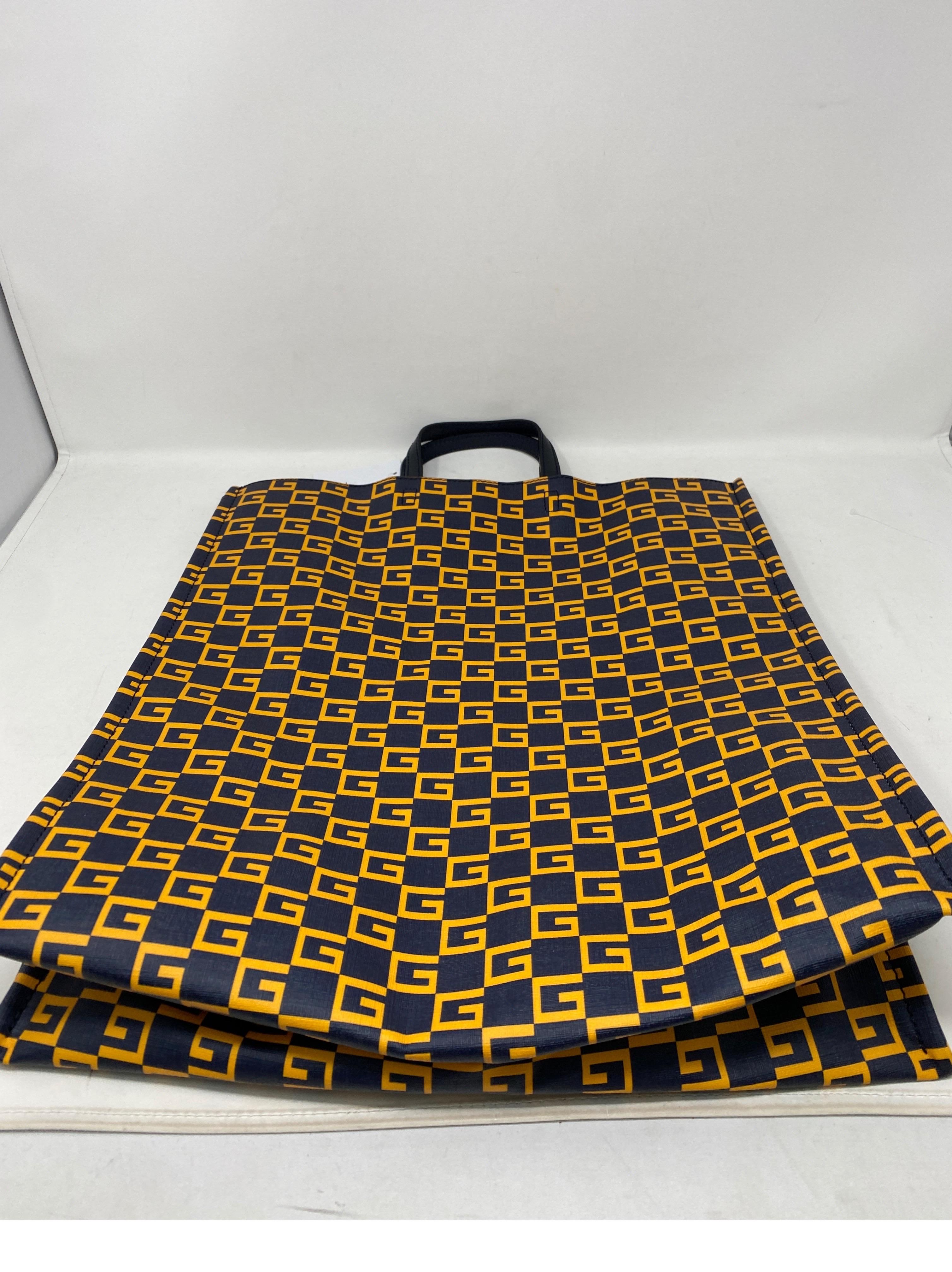 Gucci Navy and Yellow Large Tote  2