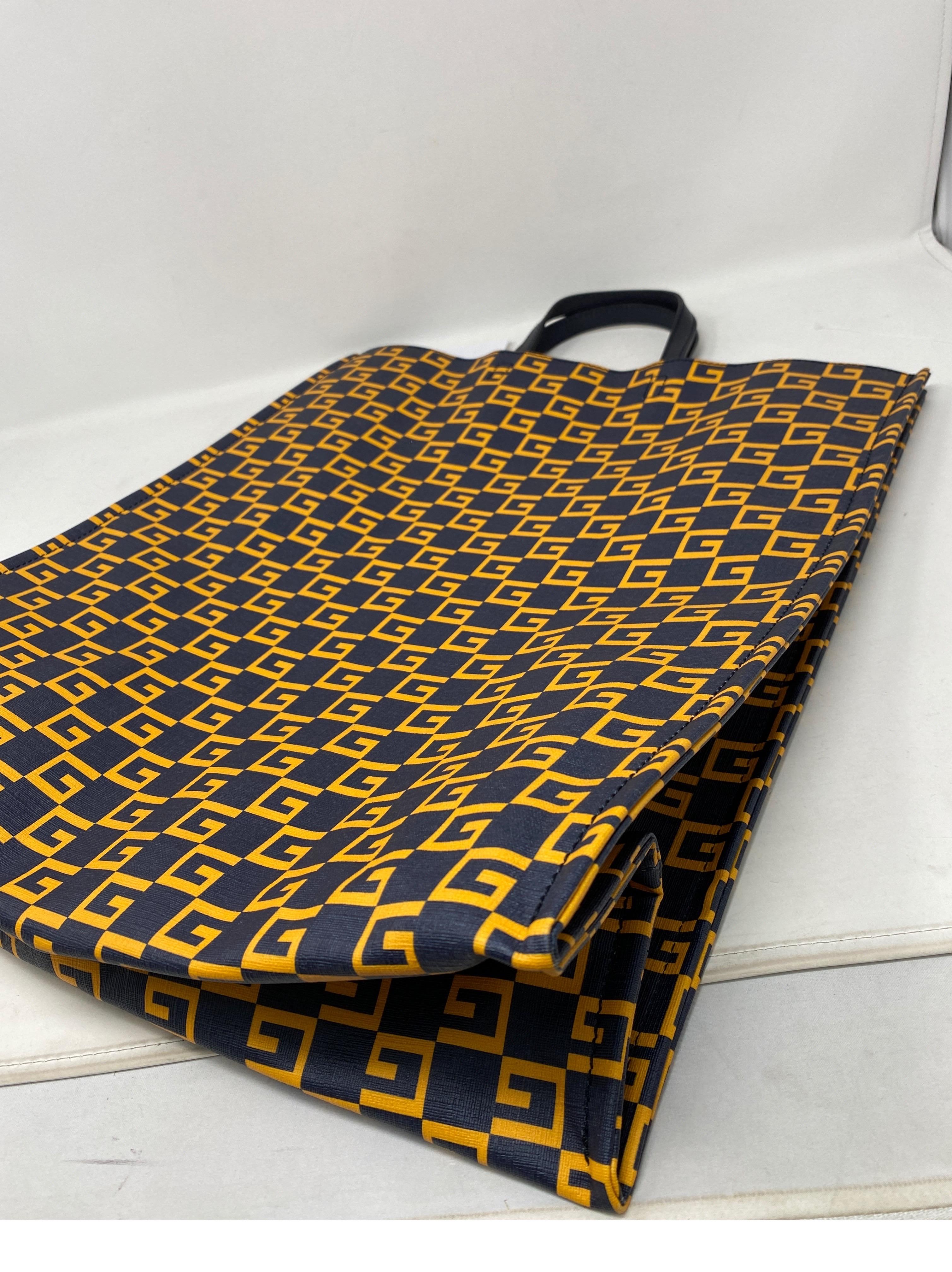 Gucci Navy and Yellow Large Tote  4