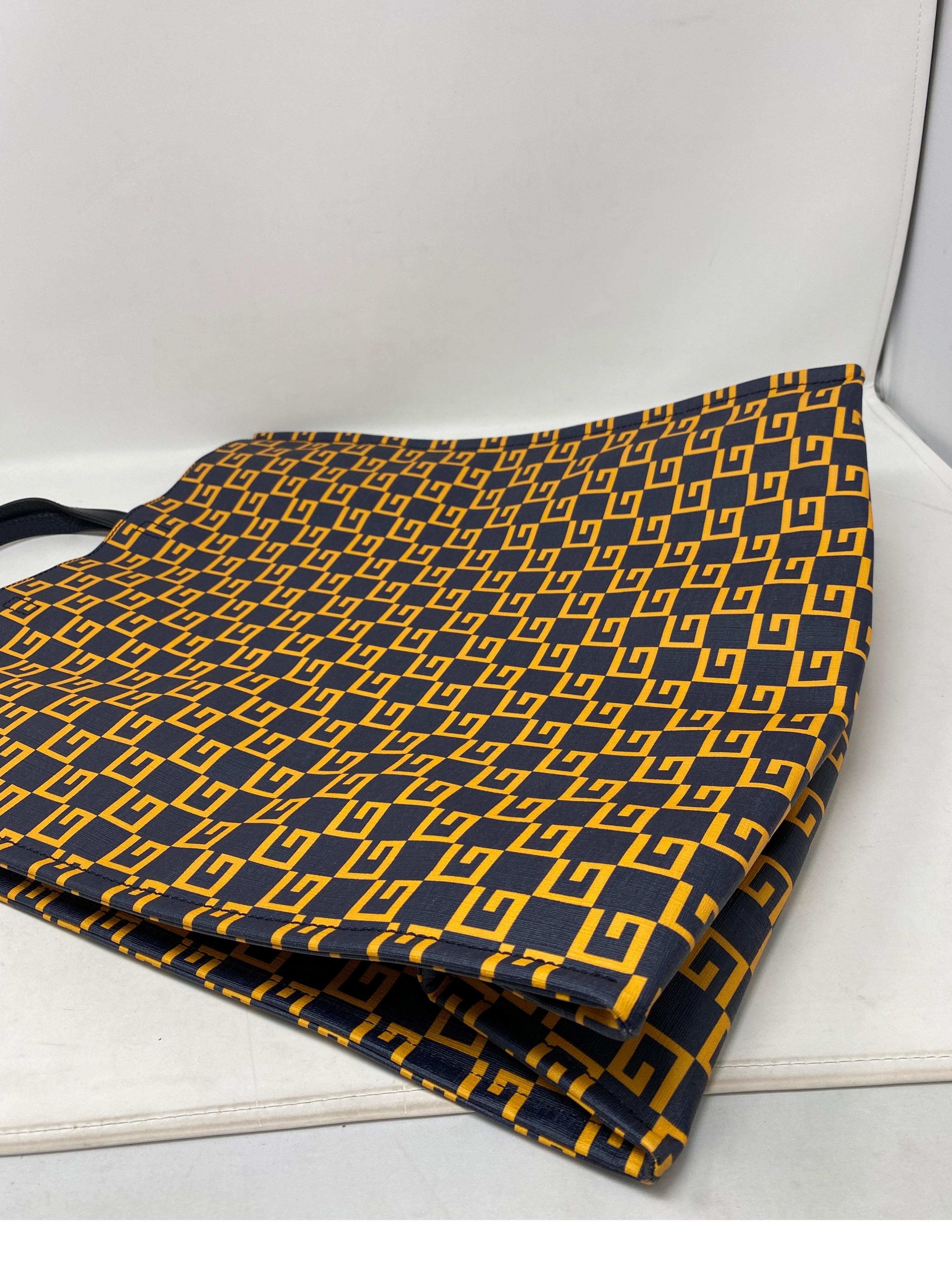 Gucci Navy and Yellow Large Tote  5