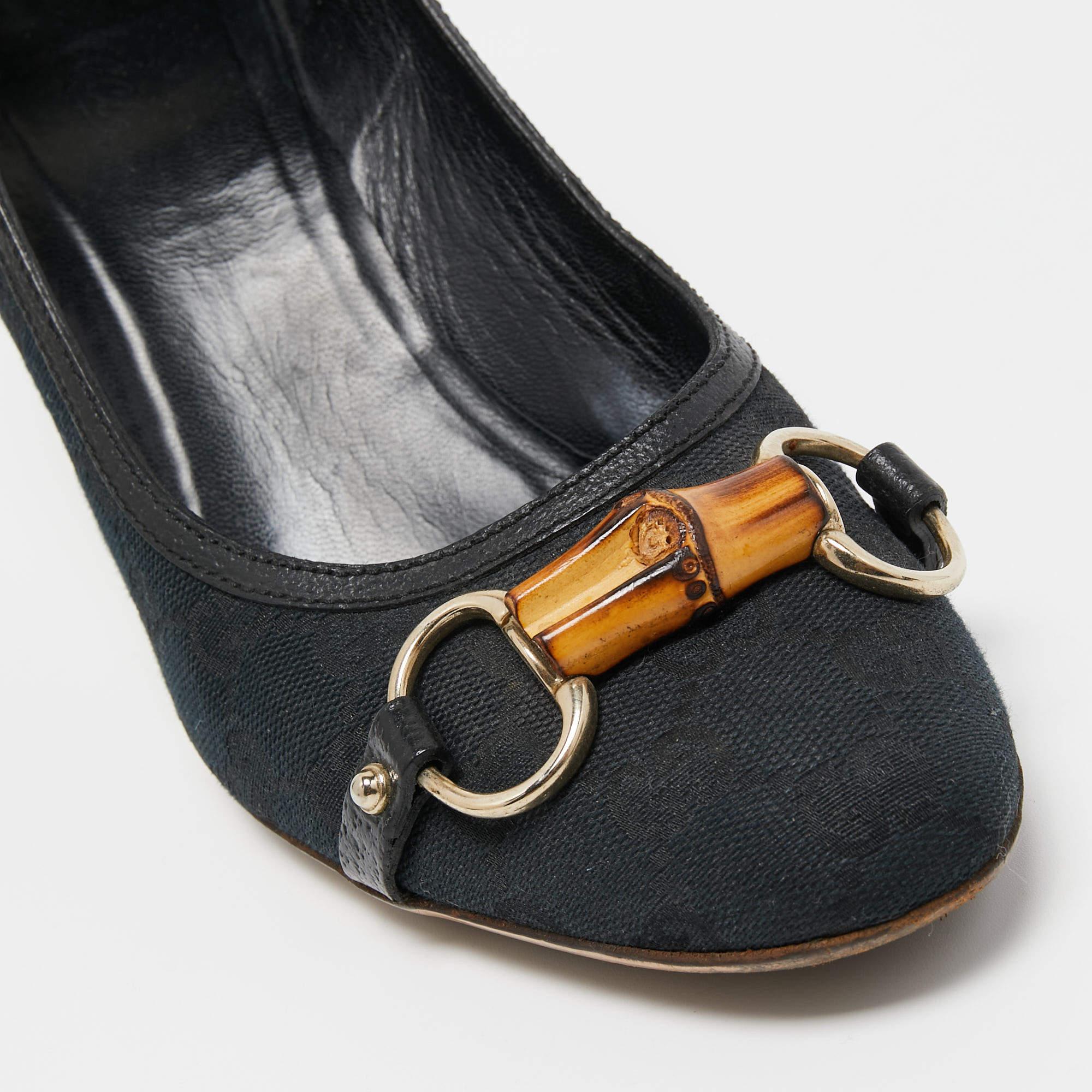 Gucci Navy Blue Canvas Bambo Horsebit Pumps Size 39 For Sale 3