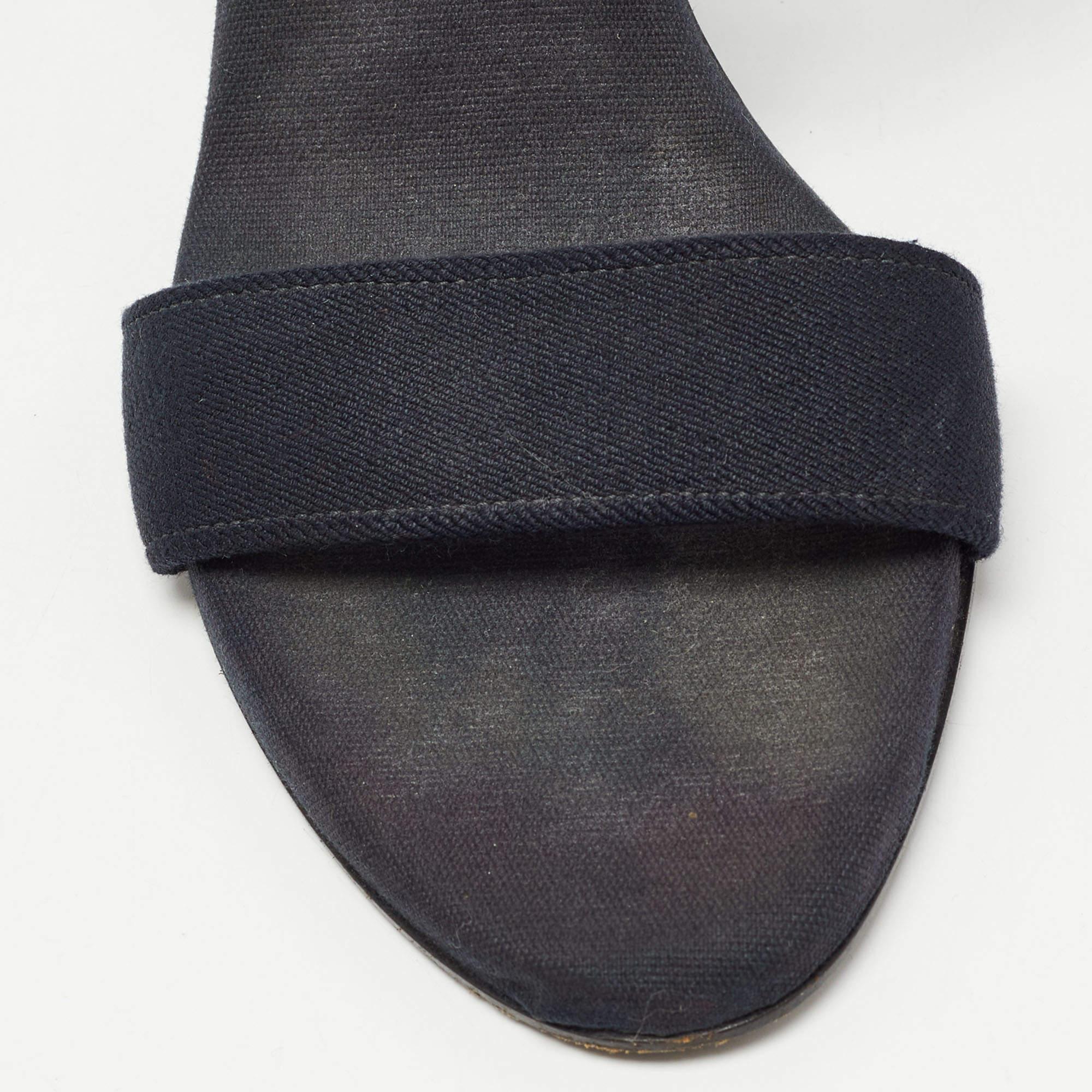 Gucci Navy Blue Canvas Slide Sandals Size  38.5 For Sale 2