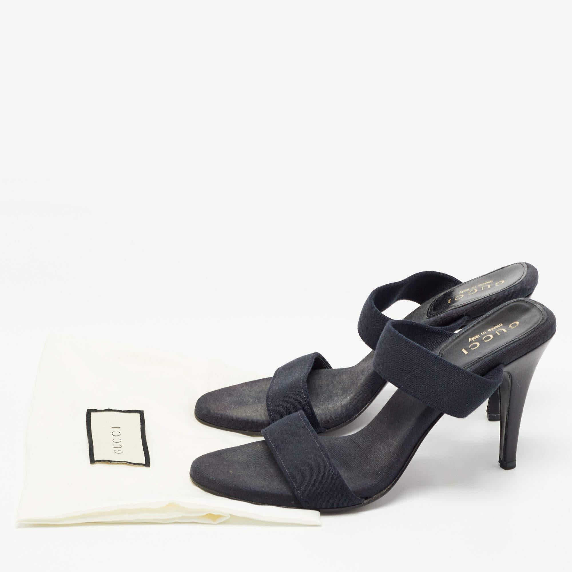 Gucci Navy Blue Canvas Slide Sandals Size  38.5 For Sale 4