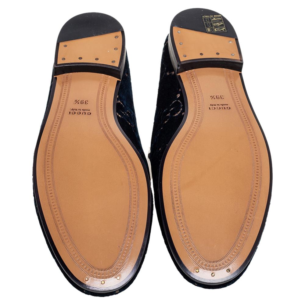Gucci Navy Blue GG Monogram Velvet Horsebit Jordaan Loafers Size 39.5 In New Condition In Dubai, Al Qouz 2