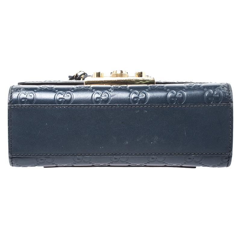Gucci Navy Blue Guccissima Leather Small Padlock Shoulder Bag For Sale 2