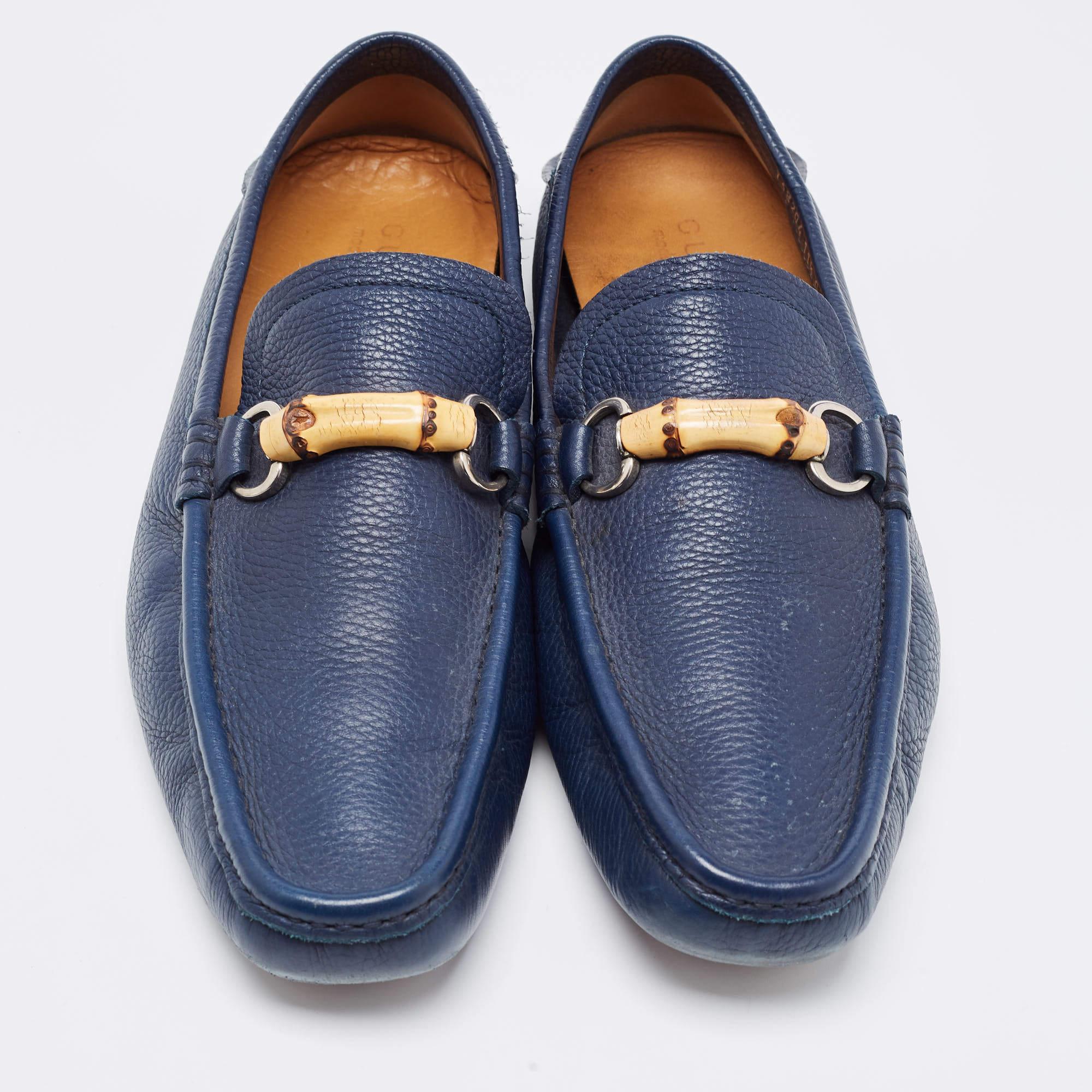 To perfectly complement your attires, we bring you this pair of loafers that speak nothing but style. The shoes have been crafted with skill and are designed to be easy to slip on. They are just the right choice to complement your fashionable side.

