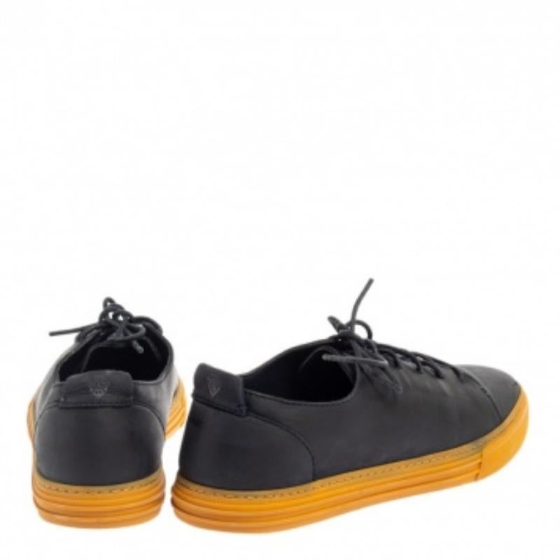 Gucci Navy Blue Leather Low Top Sneakers Size 42 For Sale 1
