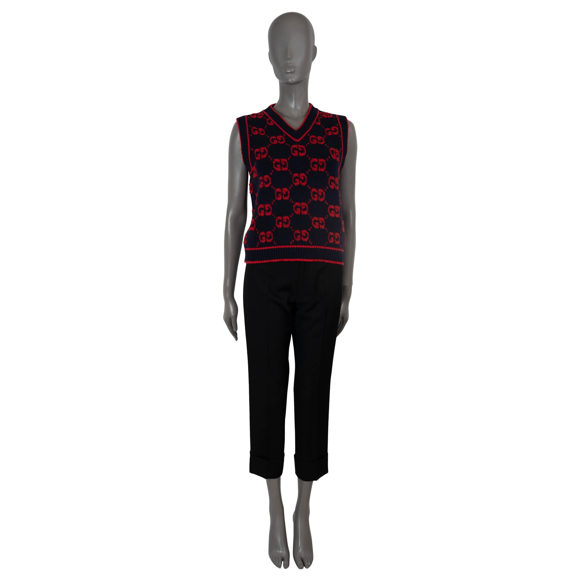 GUCCI navy blue & red 2022 GG BOUCLE JACQUARD Sweater Vest S In Excellent Condition In Zürich, CH