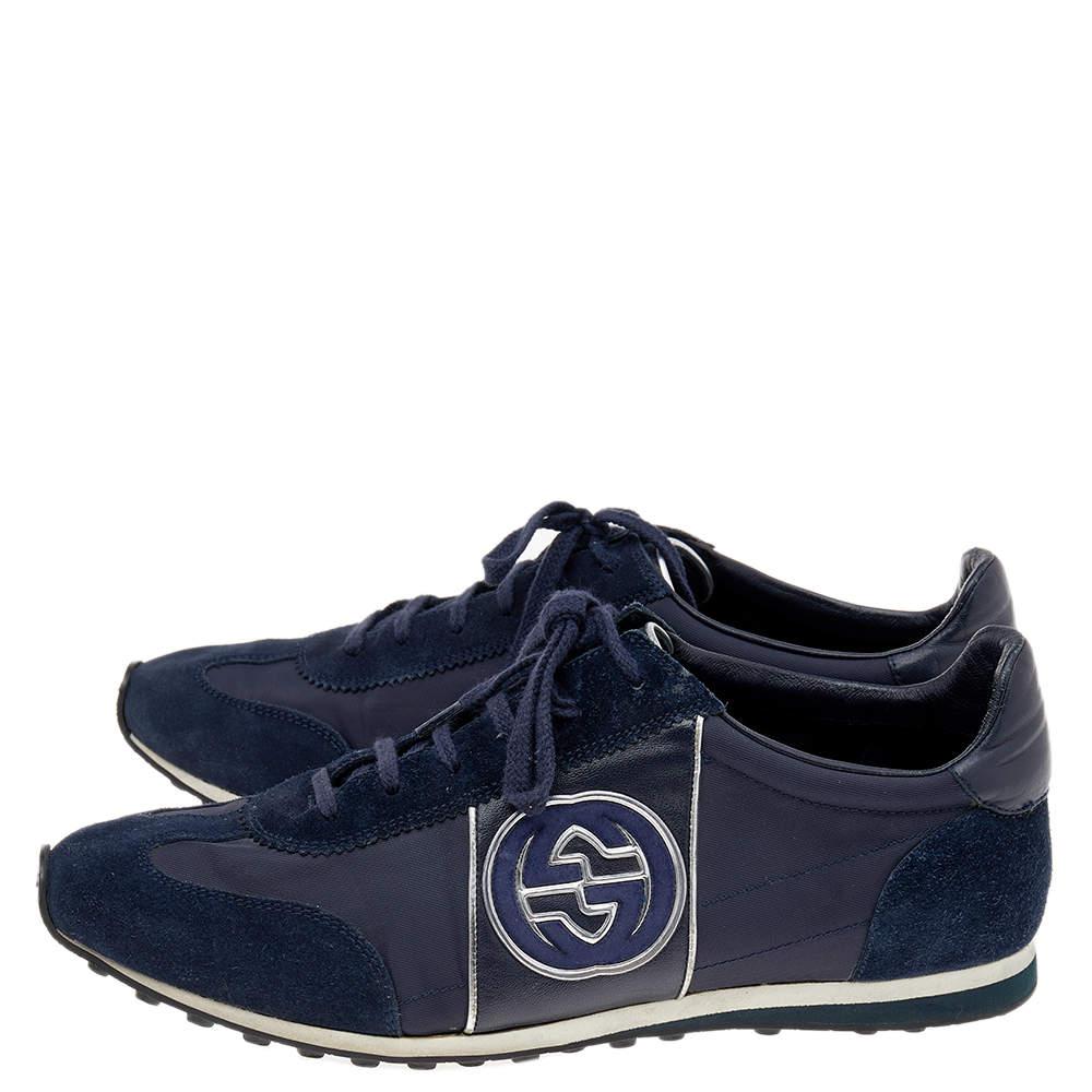 Gucci Navy Blue Suede and Nylon Low Top Sneakers Size 42.5 In Good Condition For Sale In Dubai, Al Qouz 2