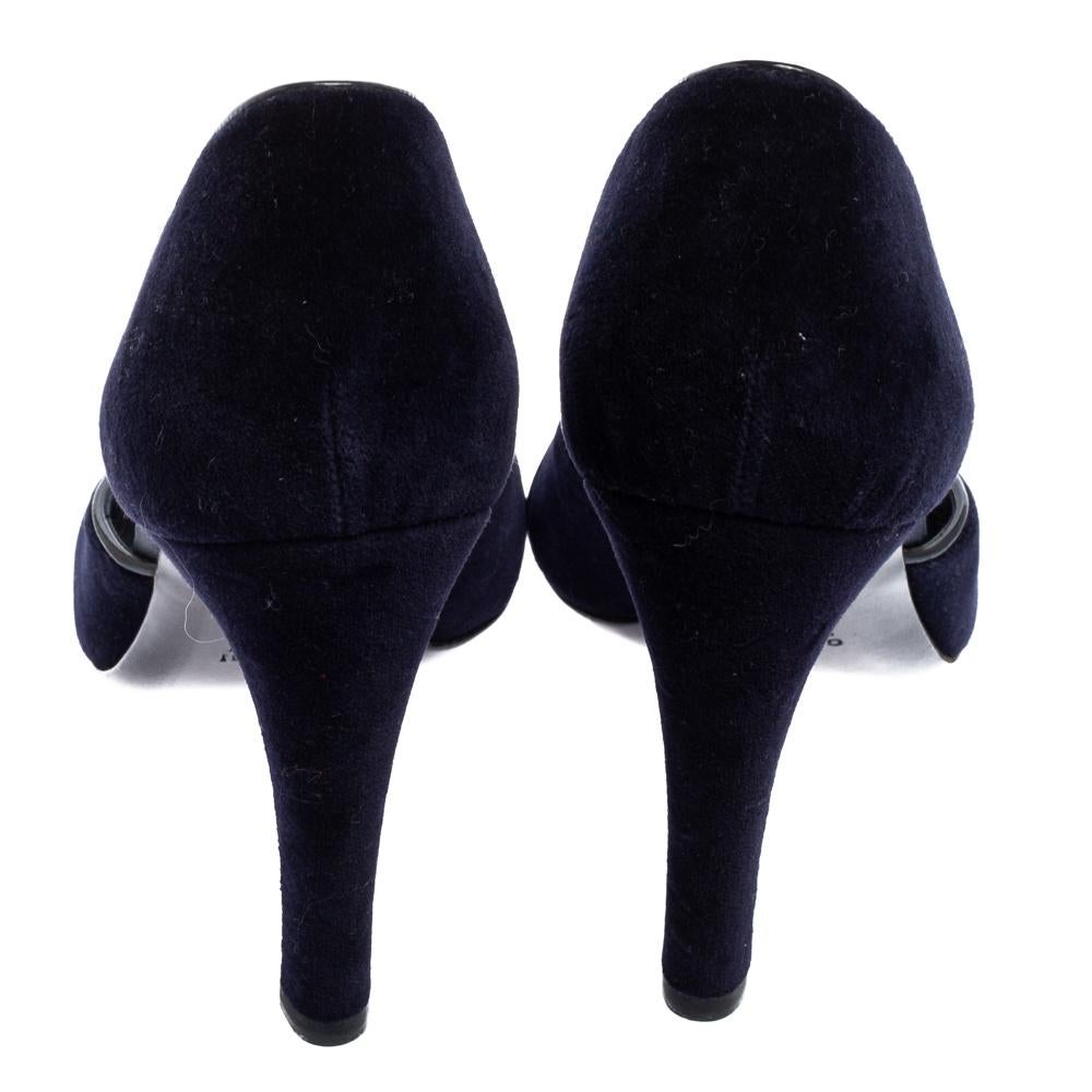 Black Gucci Navy Blue Velvet And Satin D'Orsay Peep Toe Pumps Size 40