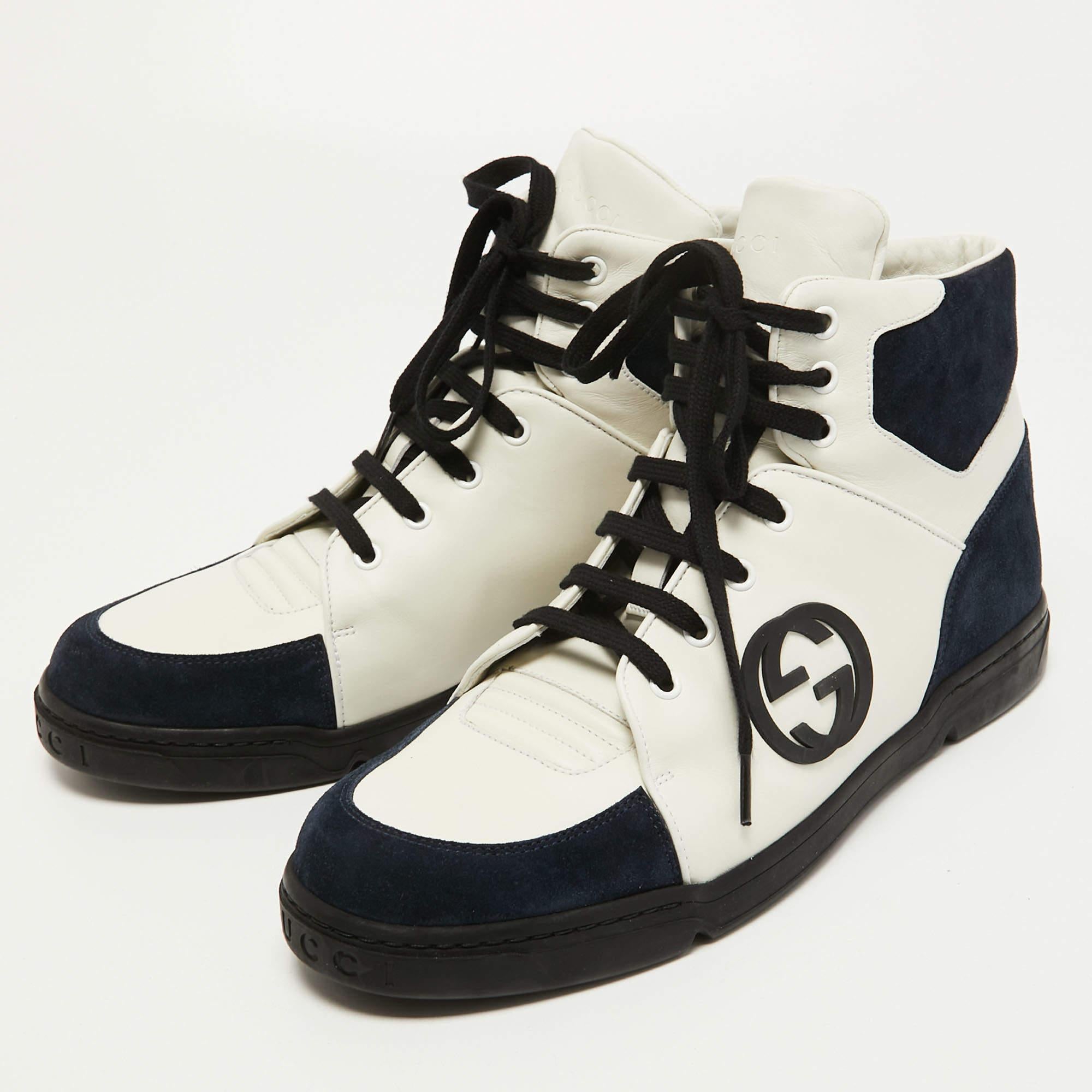 Gucci Navy Blue/White Suede and Leather CC Low Top Sneakers Size 43.5 In New Condition In Dubai, Al Qouz 2