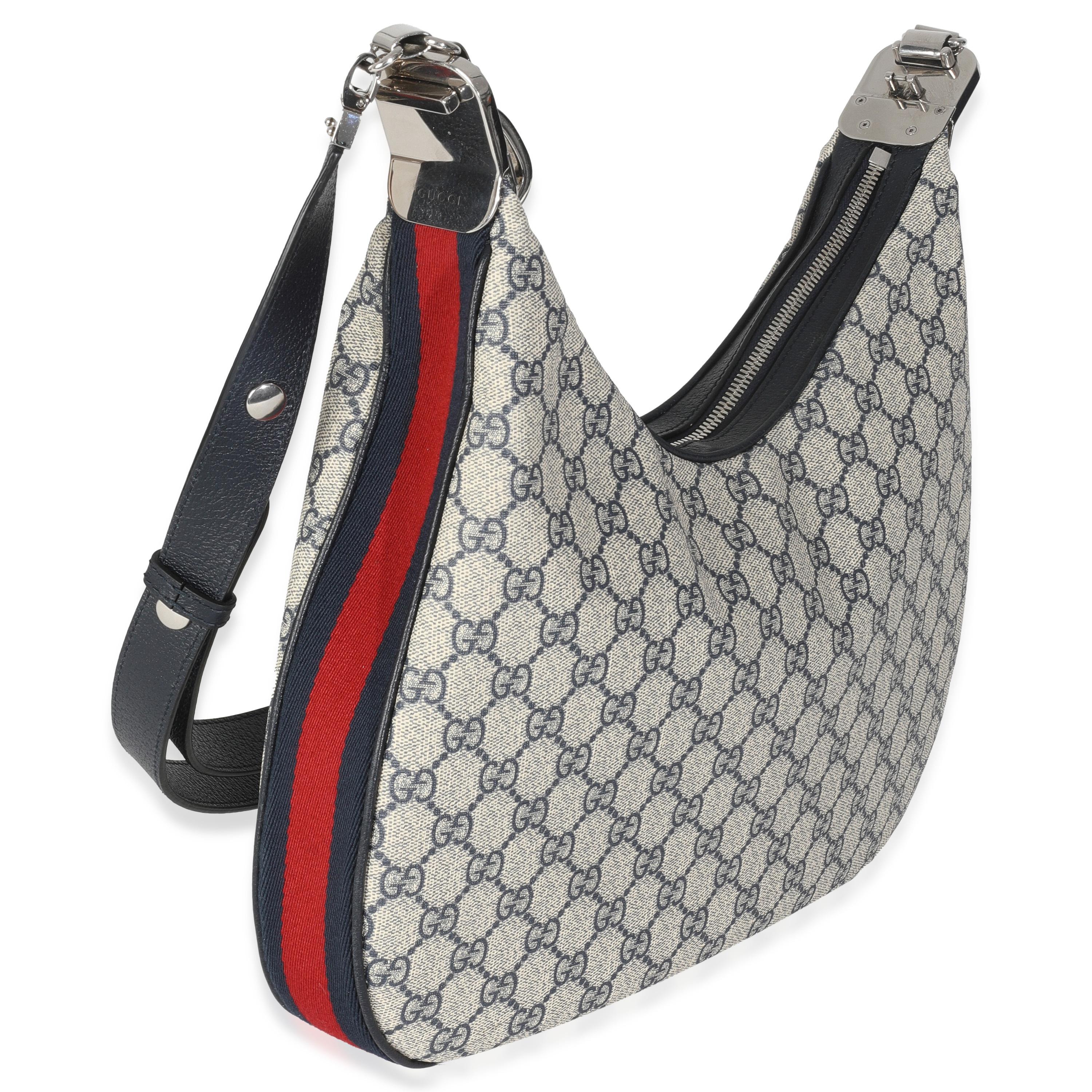 Gris Gucci Navy GG Supreme Large Attache Bandoulière en vente