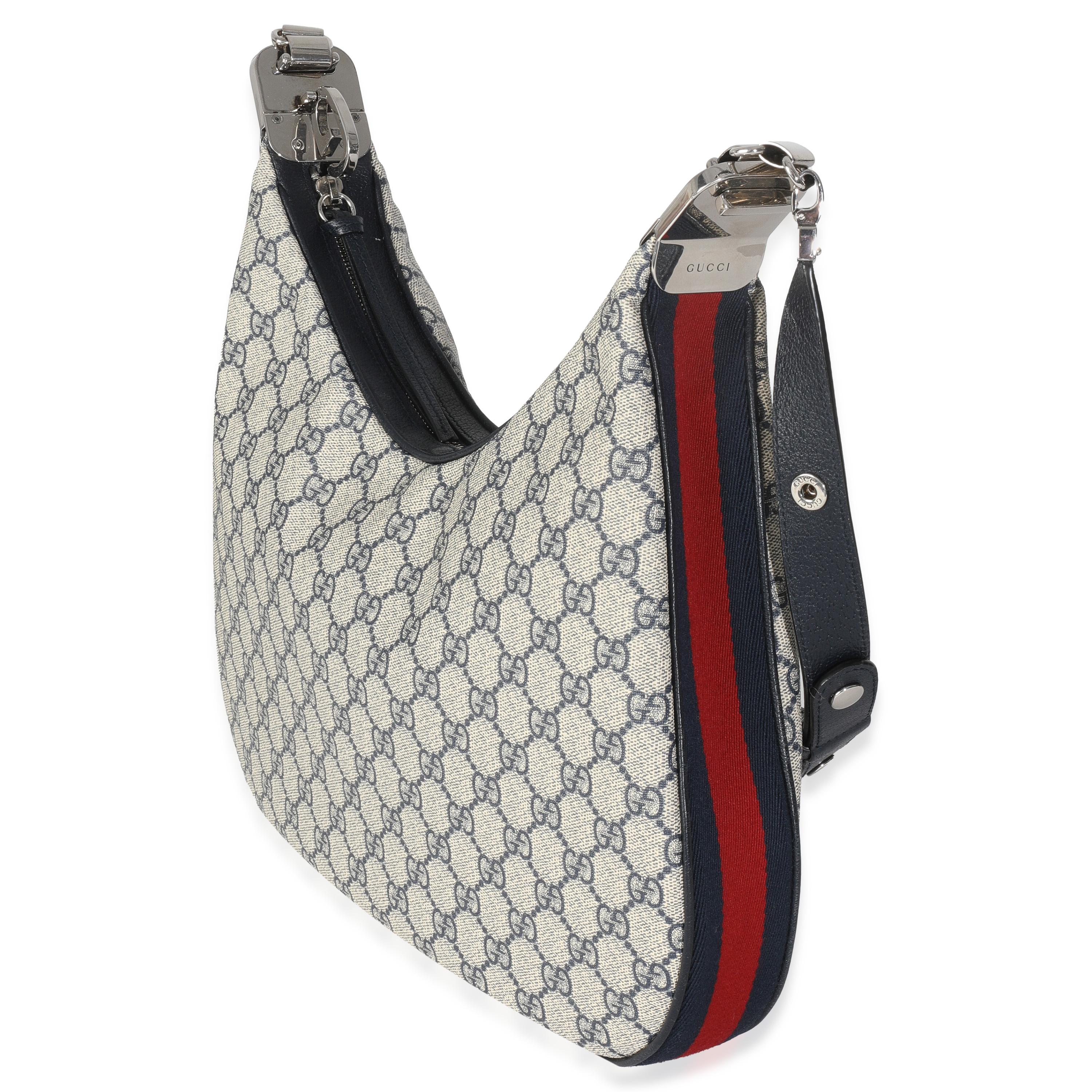Gucci Navy GG Supreme Large Attache Bandoulière Excellent état - En vente à New York, NY